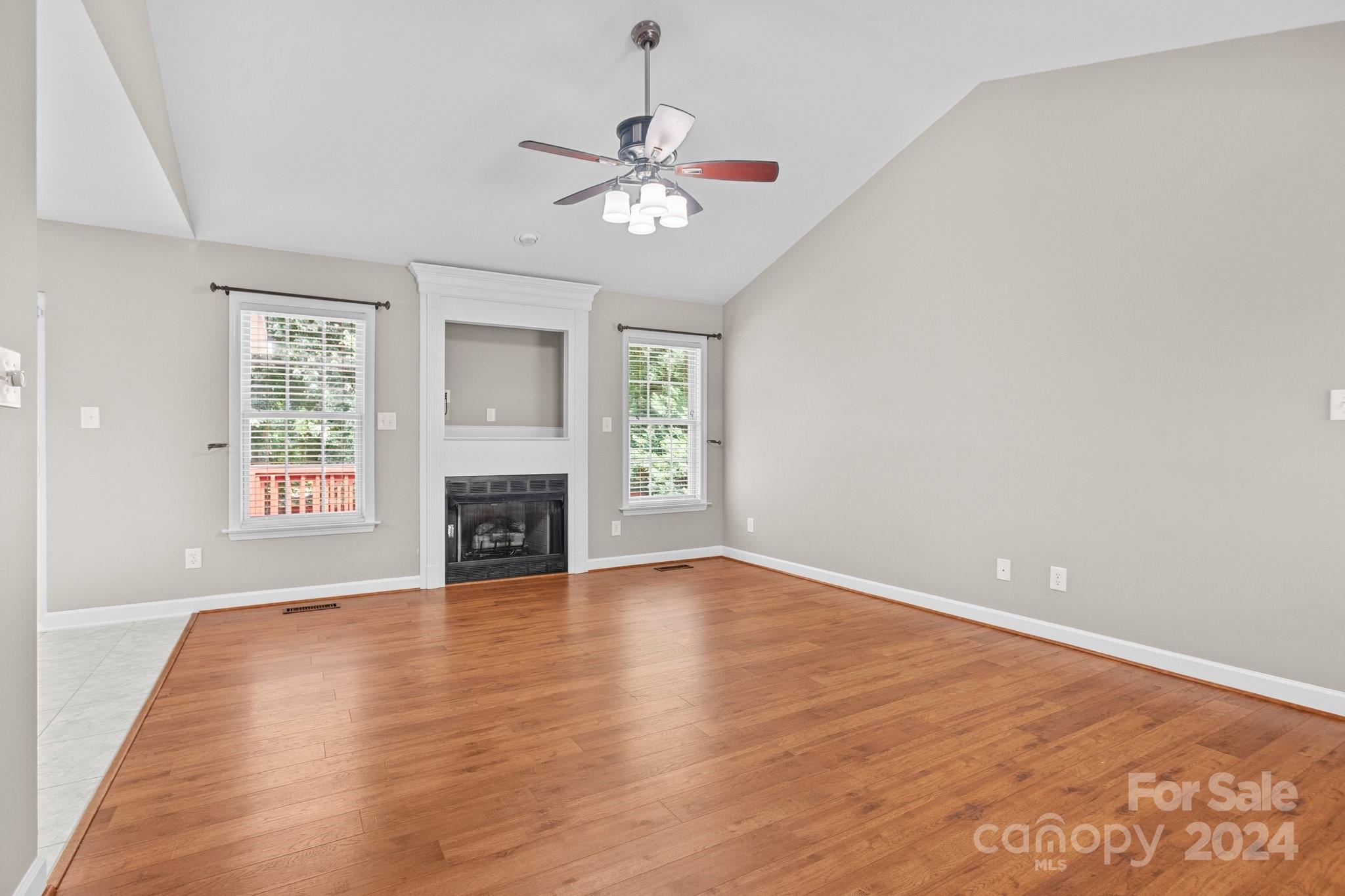 Vienna Acres - Residential