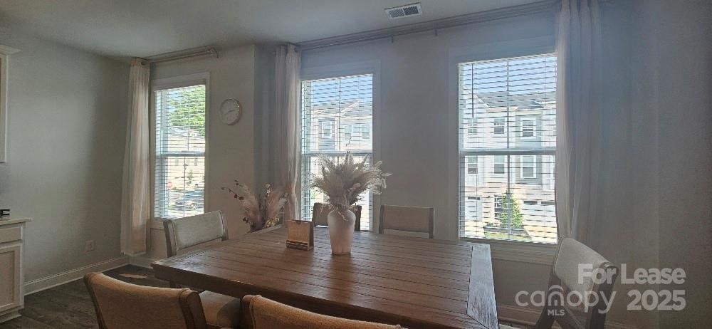 Roseglen - Residential Lease