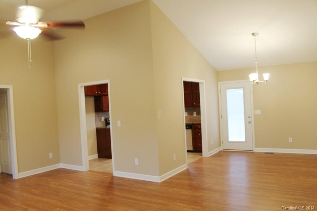 Lone Pine Meadows - Residential