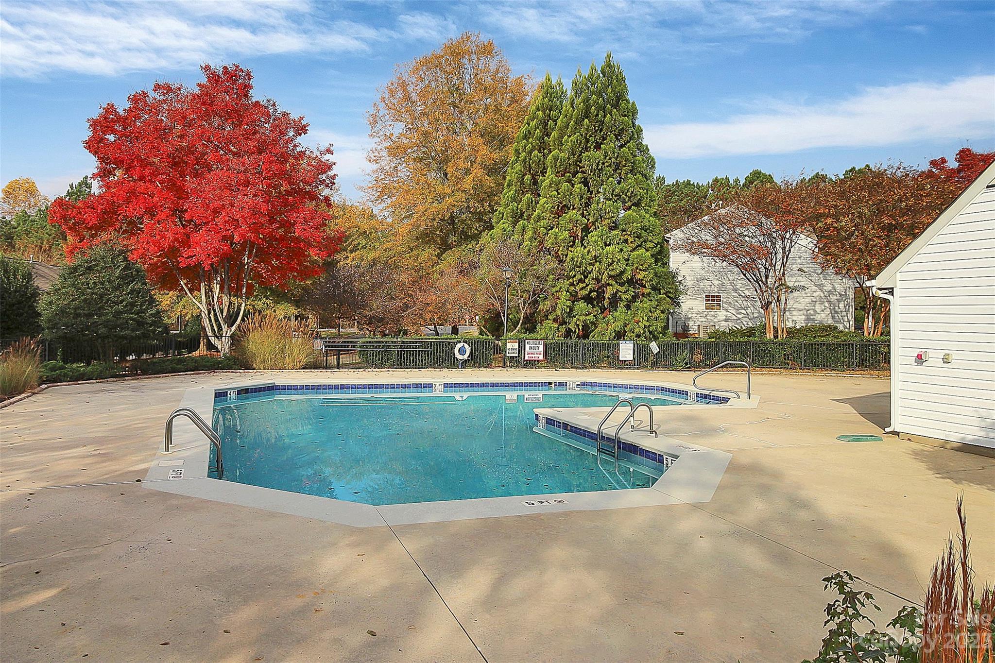 The Townes at River Crossing - Residential