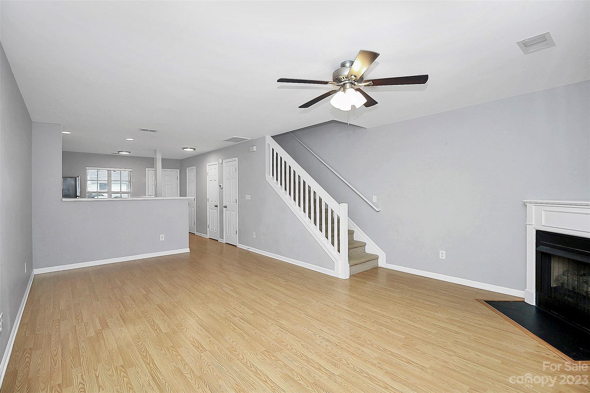 The Townes at River Crossing - Residential