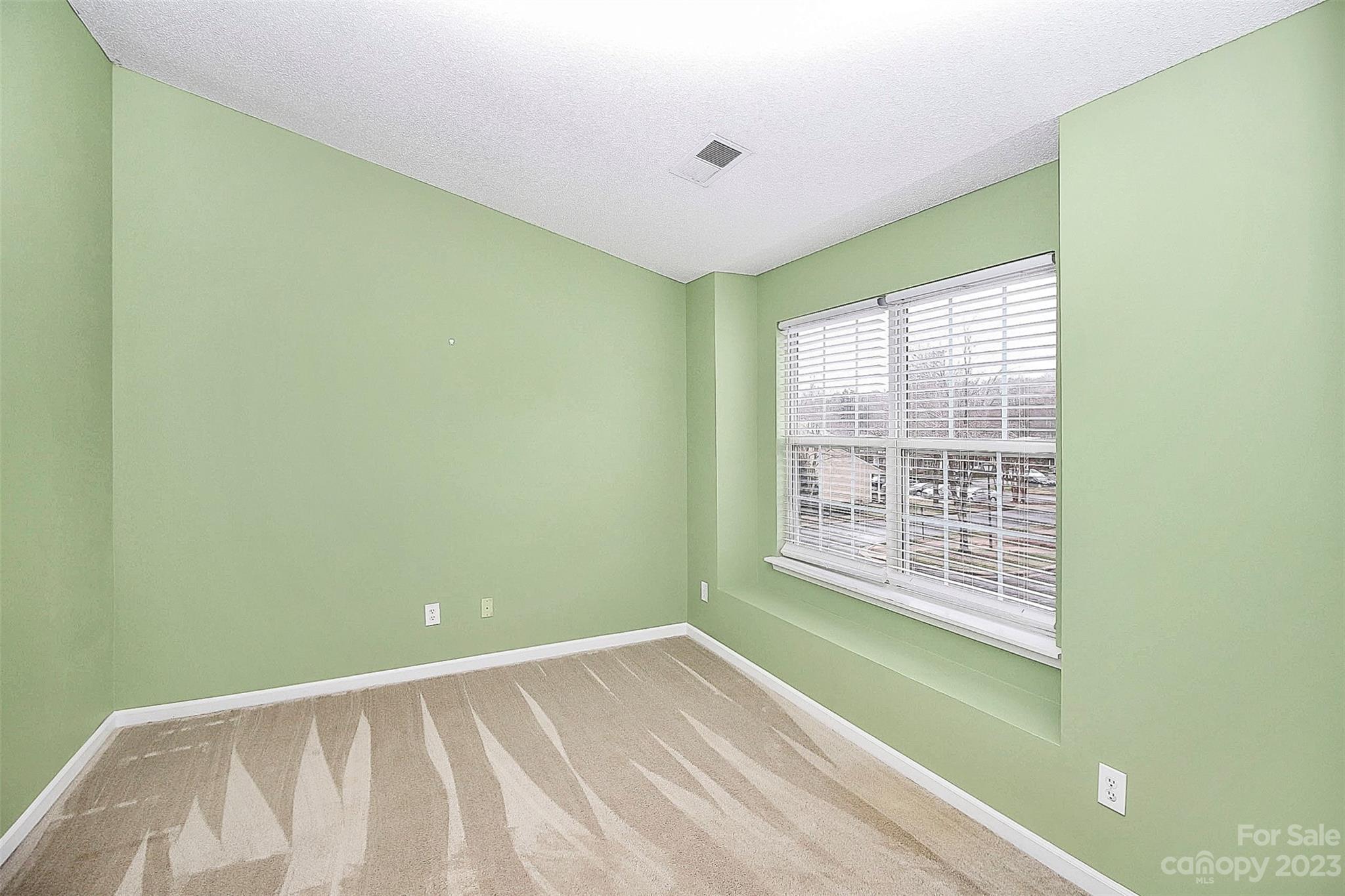 The Townes at River Crossing - Residential