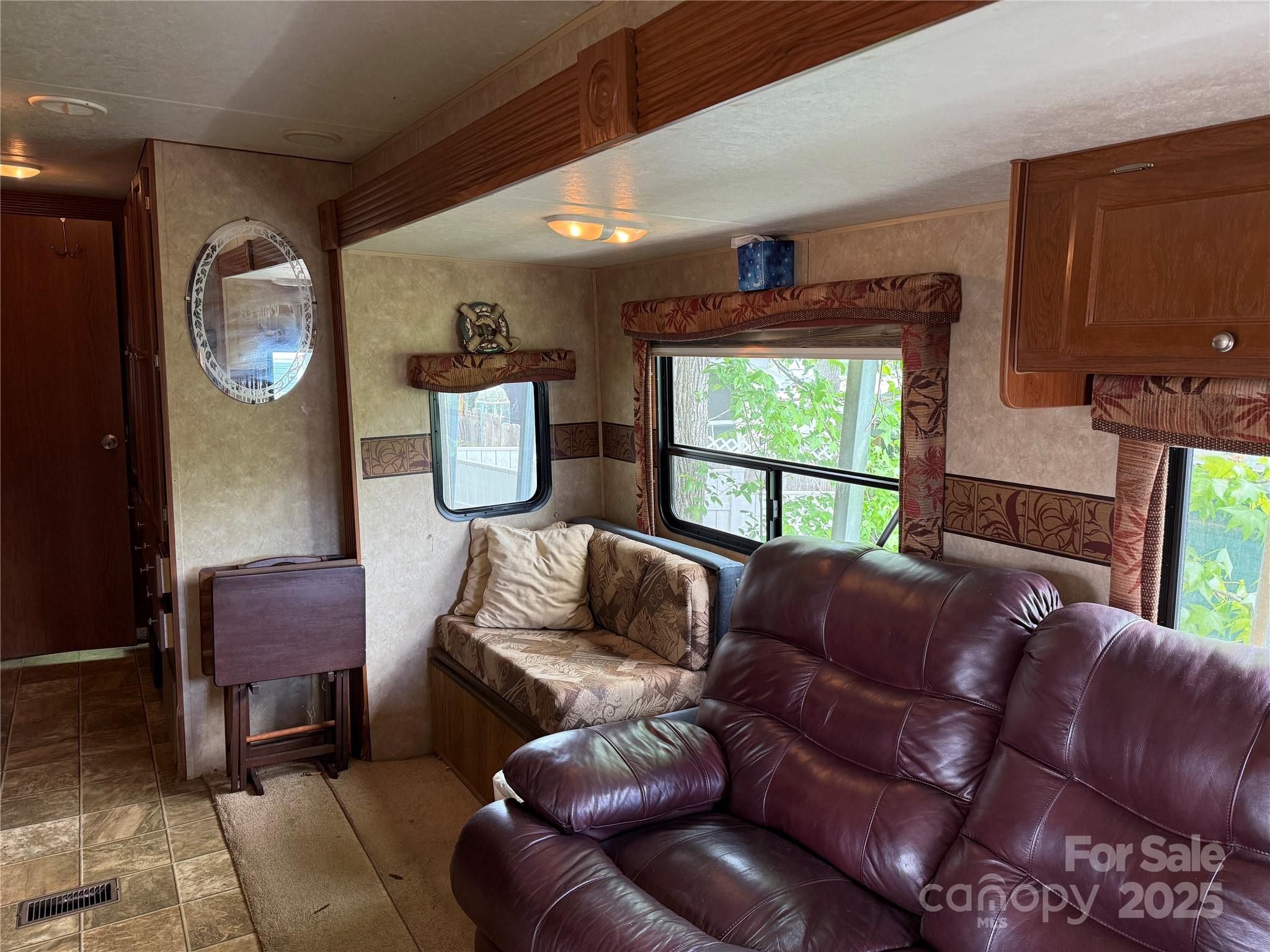 Twin Harbor - Residential