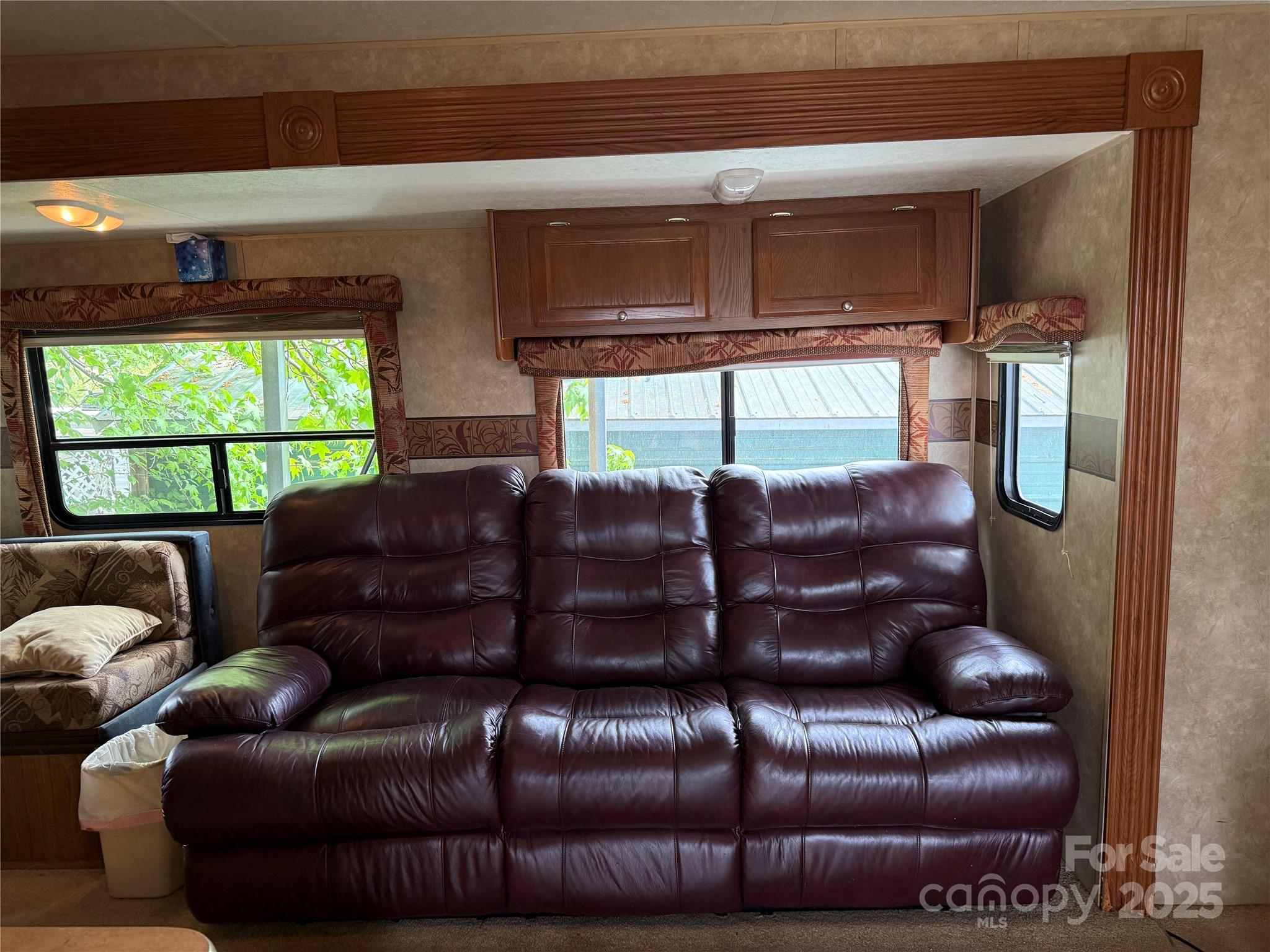 Twin Harbor - Residential