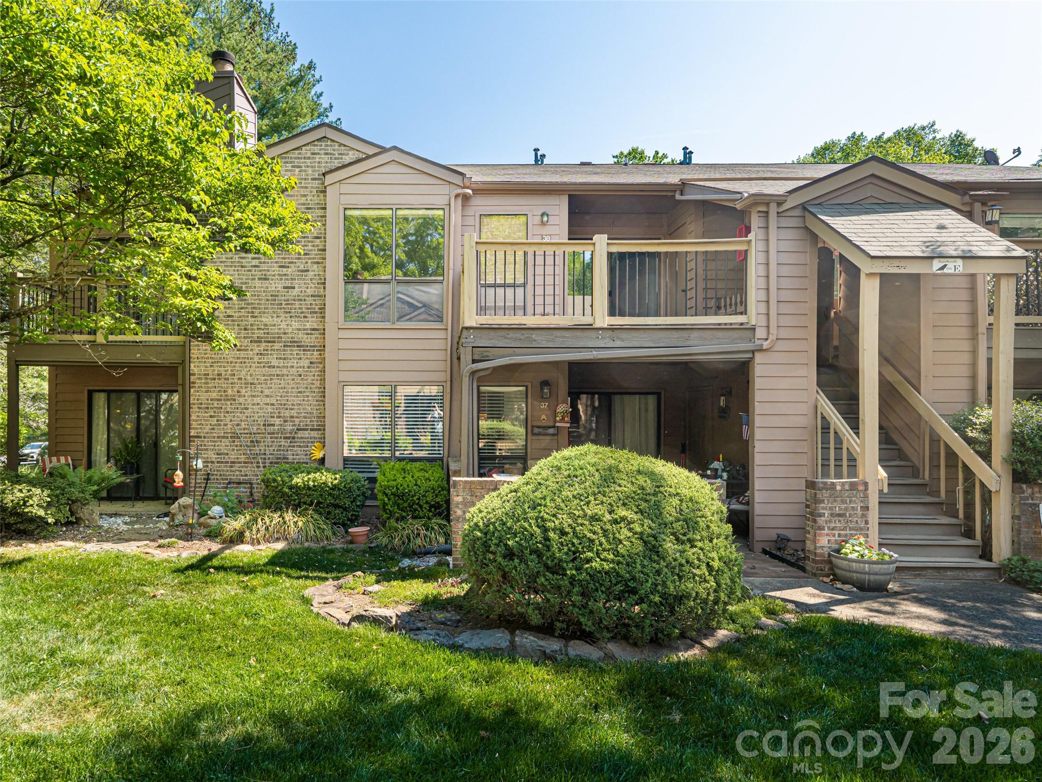 Ravencroft Condominiums - Residential