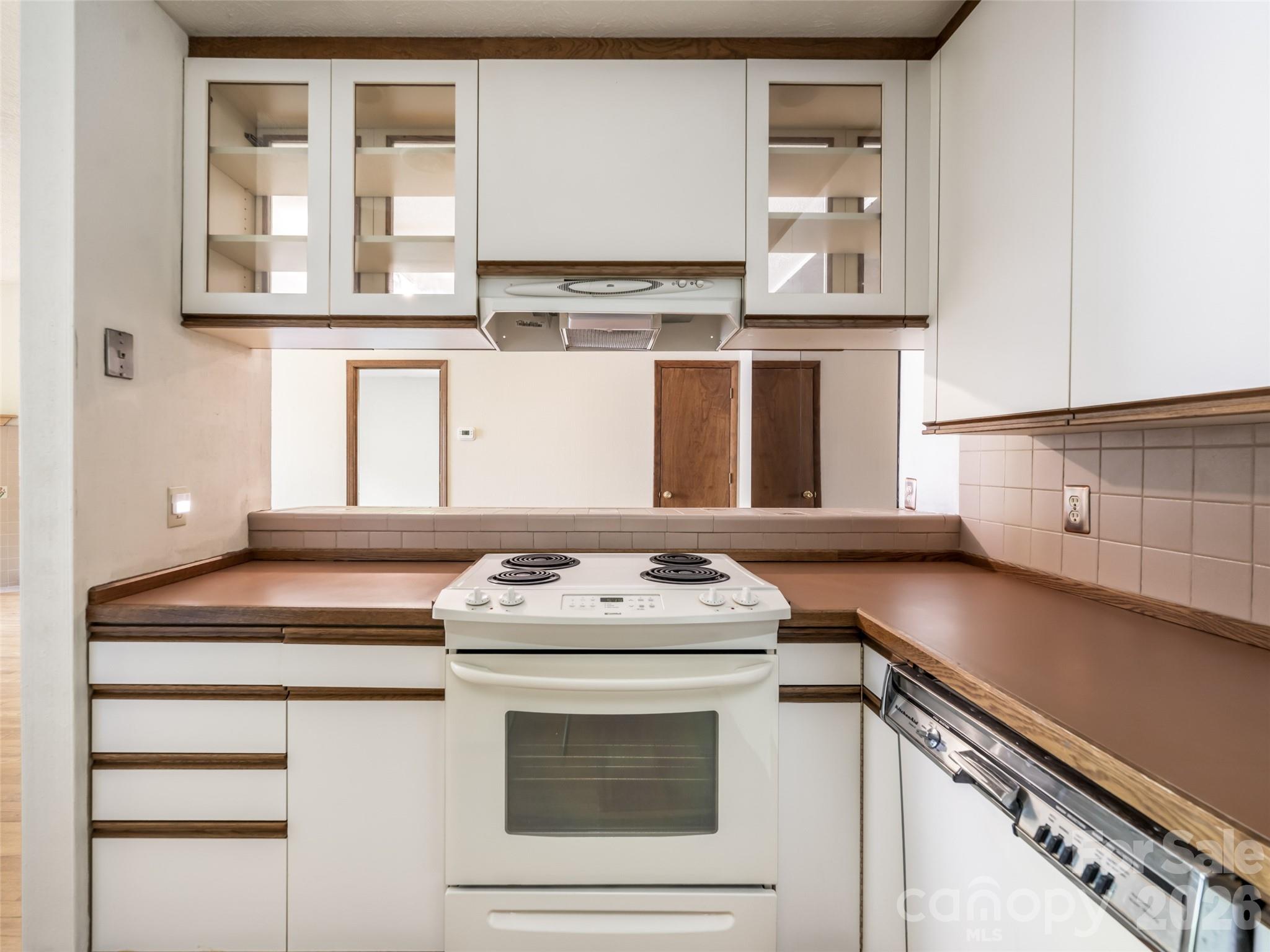 Ravencroft Condominiums - Residential