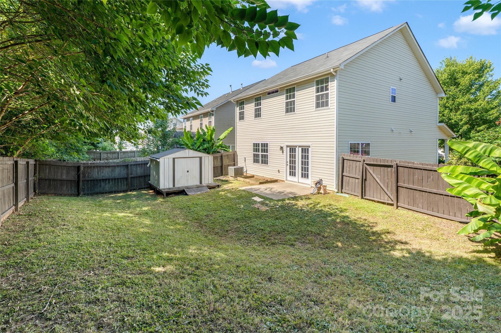 Jones Branch - Residential