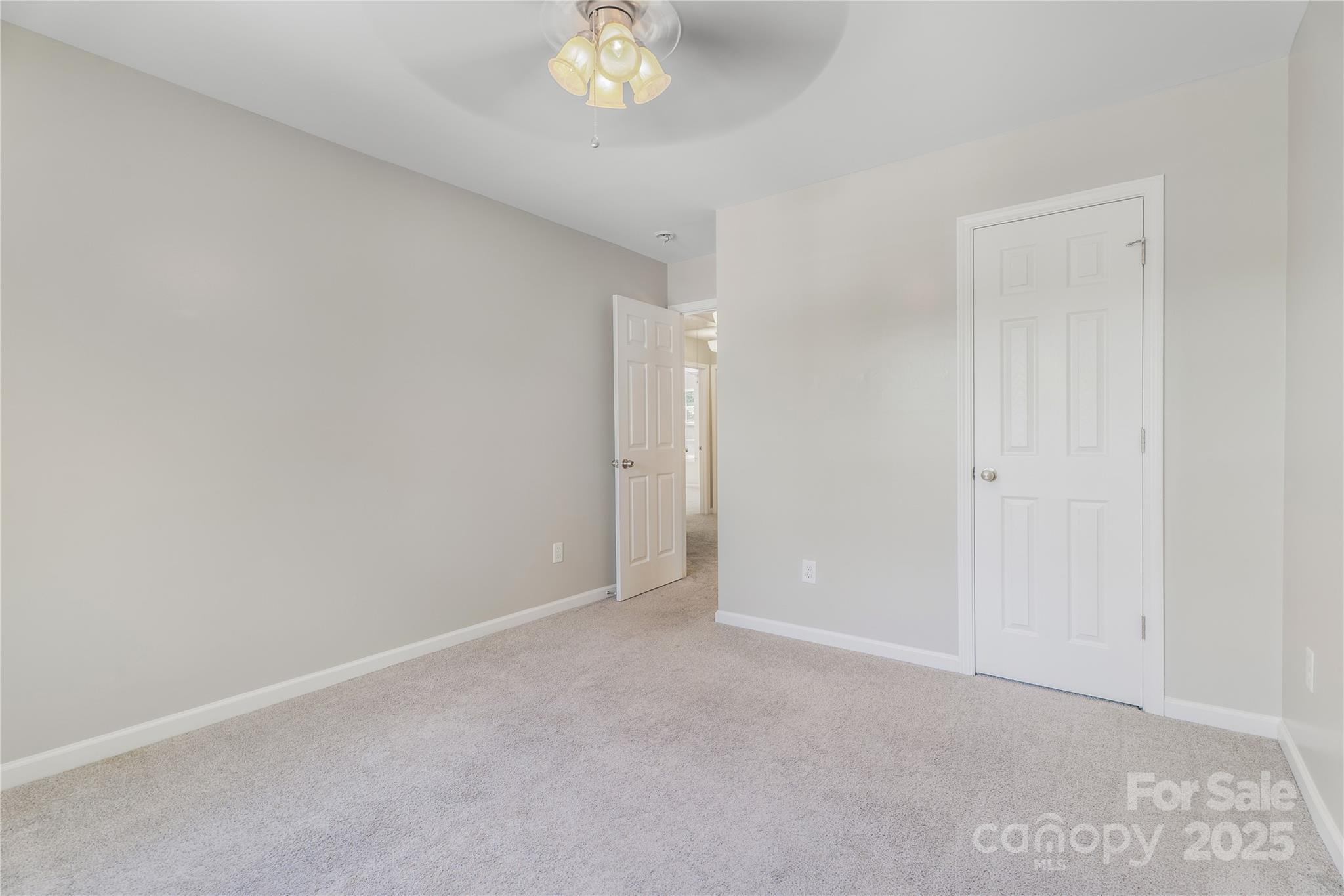 Jones Branch - Residential