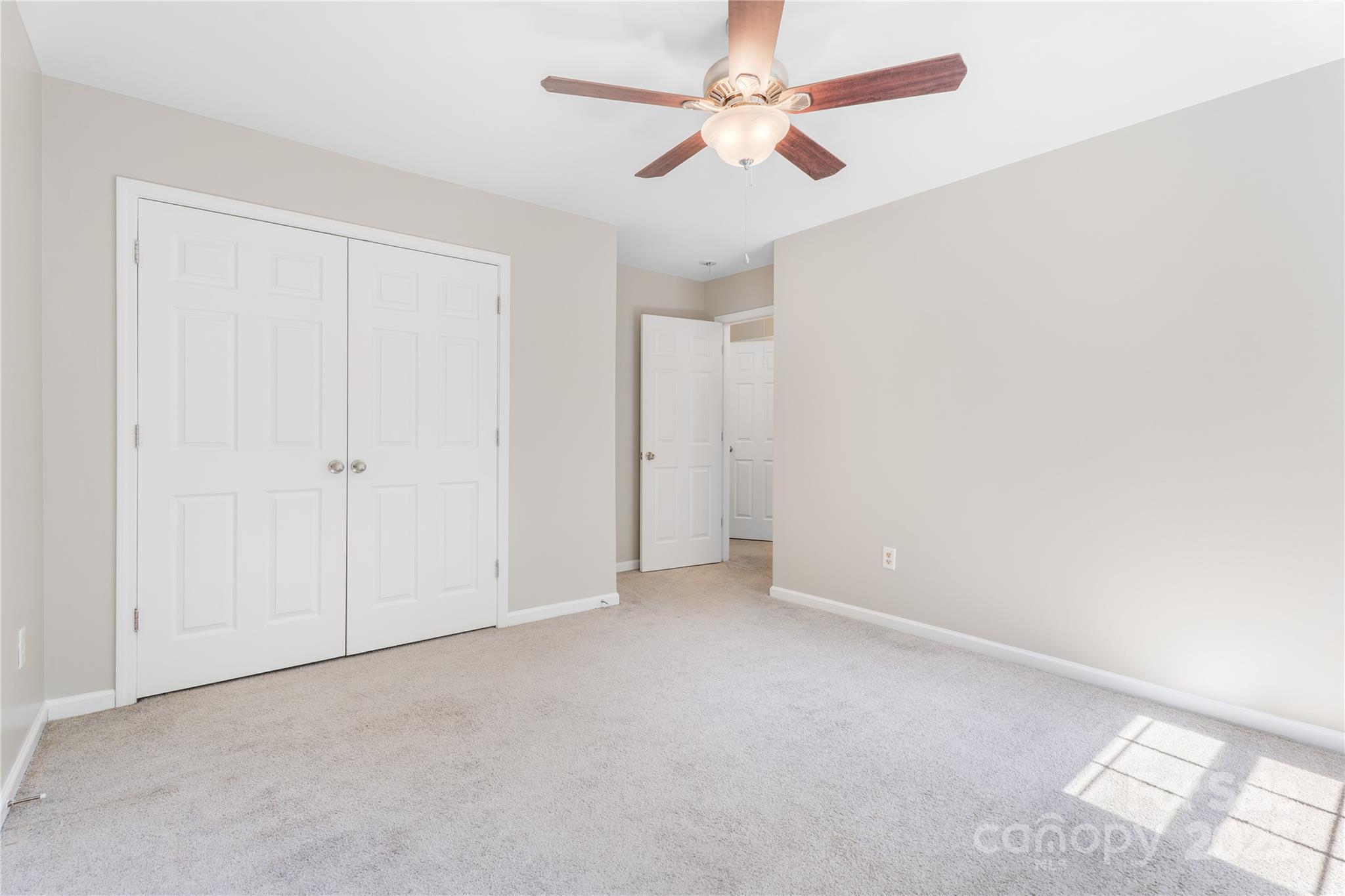 Jones Branch - Residential