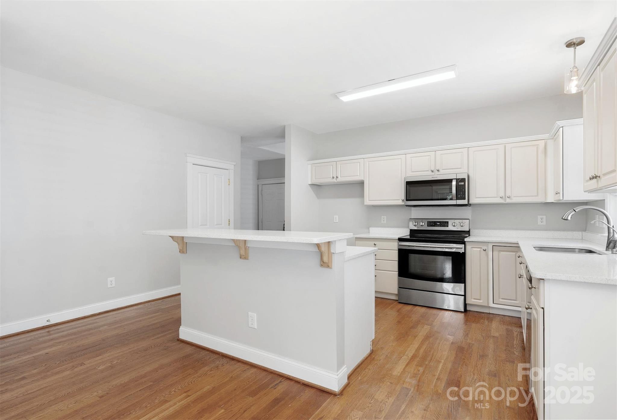 2620 Merion Hills Court