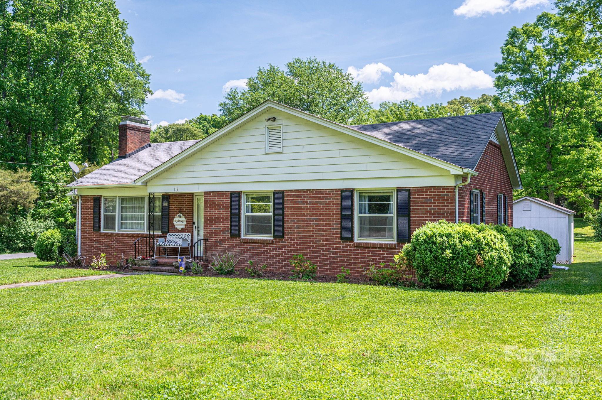 Conover, North Carolina 28613, United States, 3 Bedrooms Bedrooms, ,2 BathroomsBathrooms,Residential,Active,118490