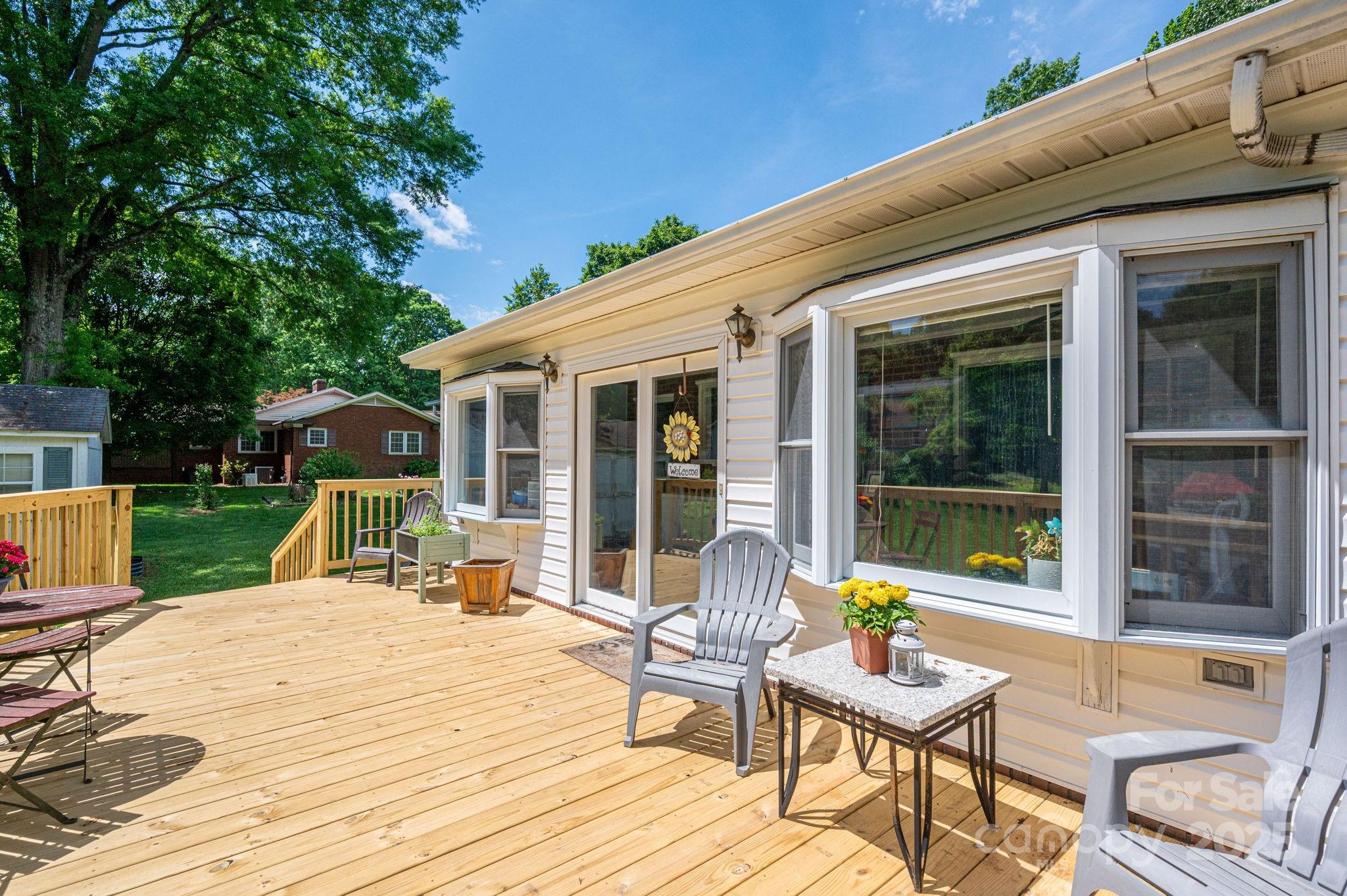 Conover, North Carolina 28613, United States, 3 Bedrooms Bedrooms, ,2 BathroomsBathrooms,Residential,Active,118490