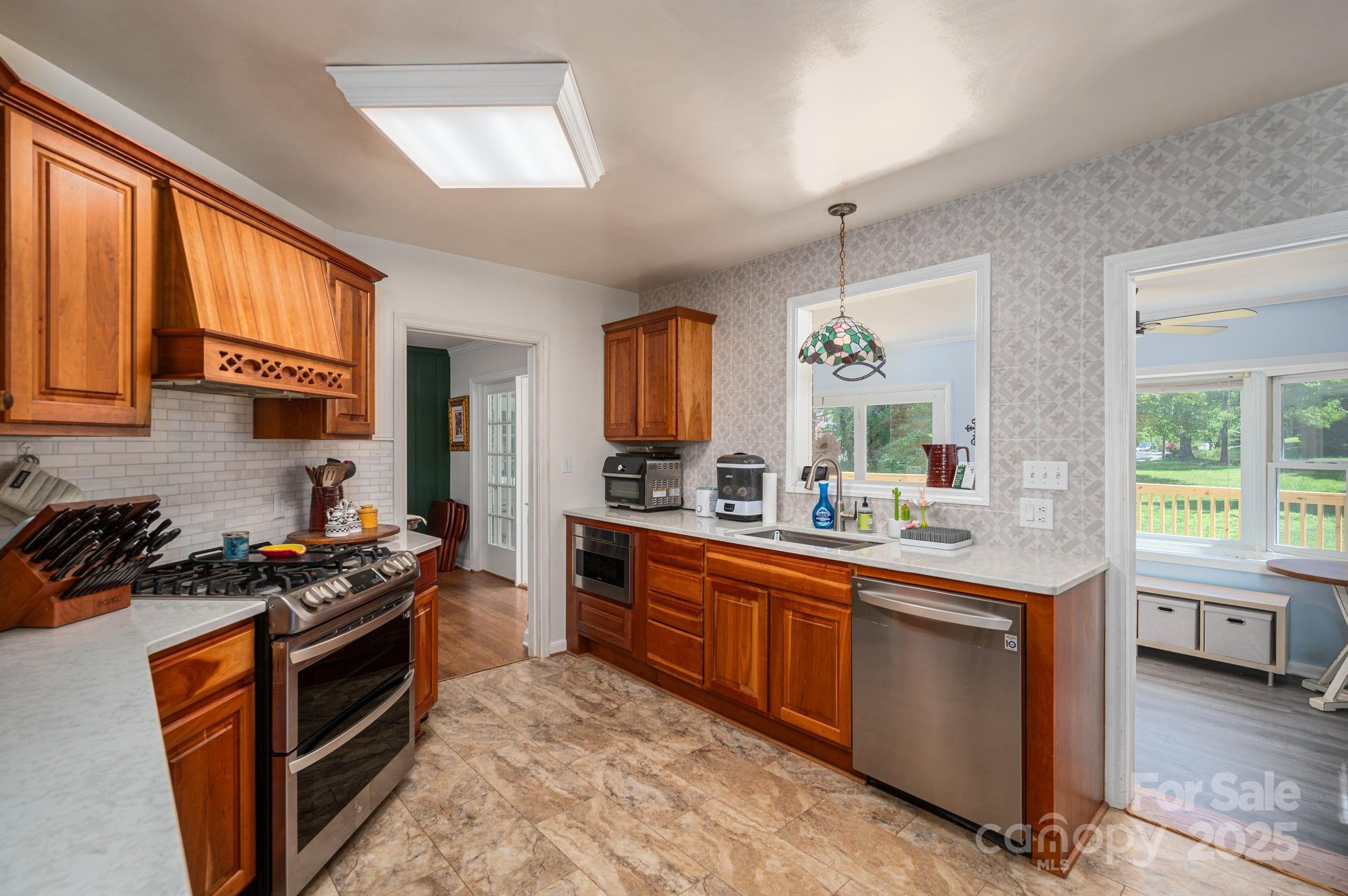 Conover, North Carolina 28613, United States, 3 Bedrooms Bedrooms, ,2 BathroomsBathrooms,Residential,Active,118490