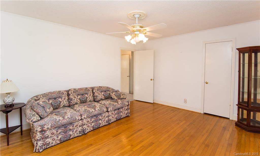 Oakwood Acres - Residential