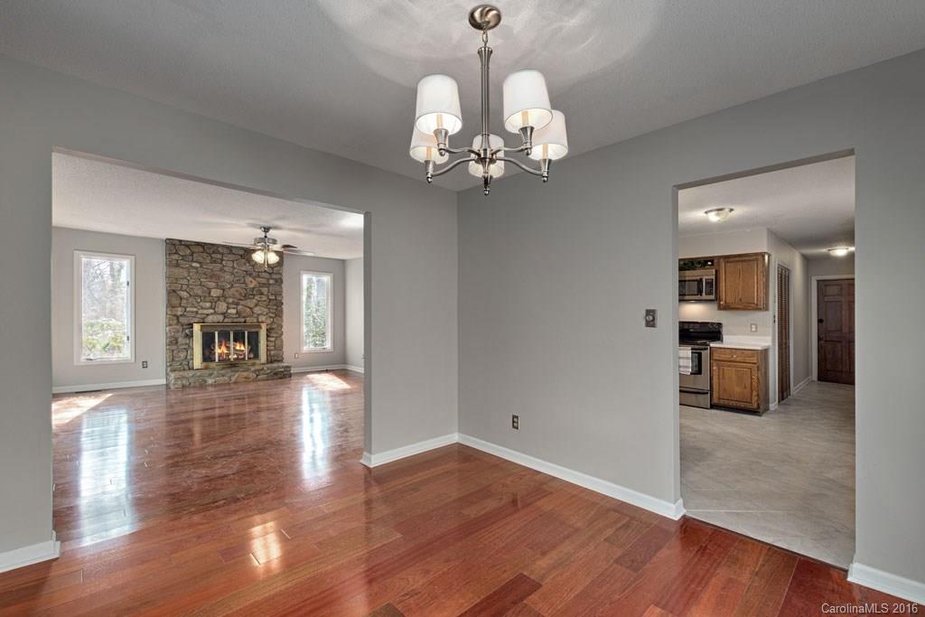 Hickory Hills - Residential