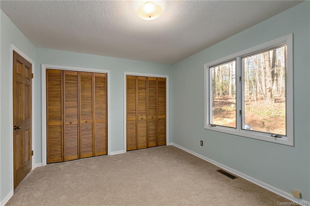 Hickory Hills - Residential