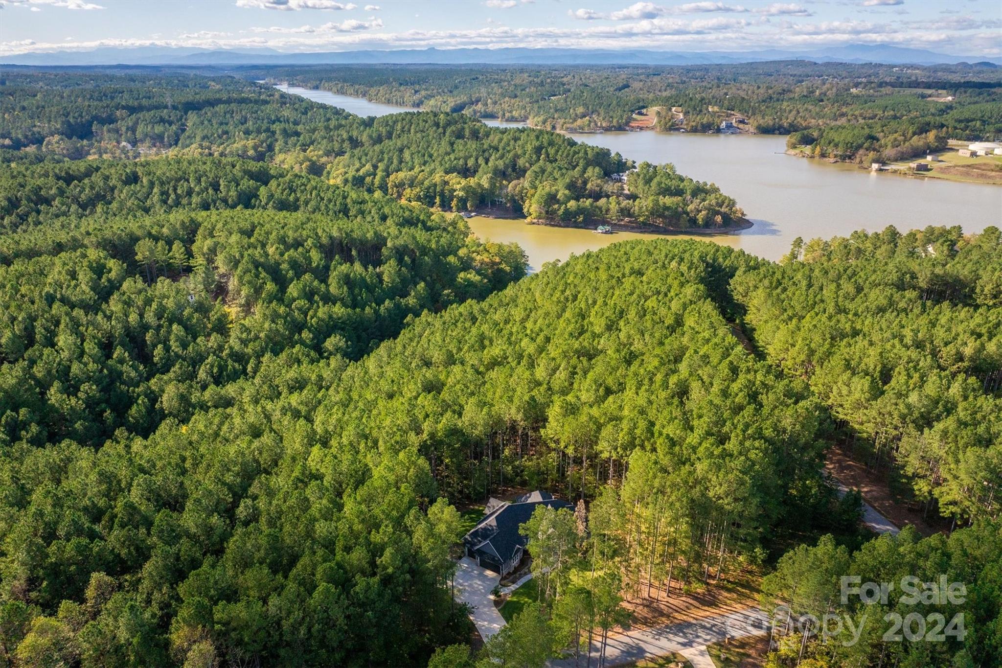 Paradise Harbor - Residential