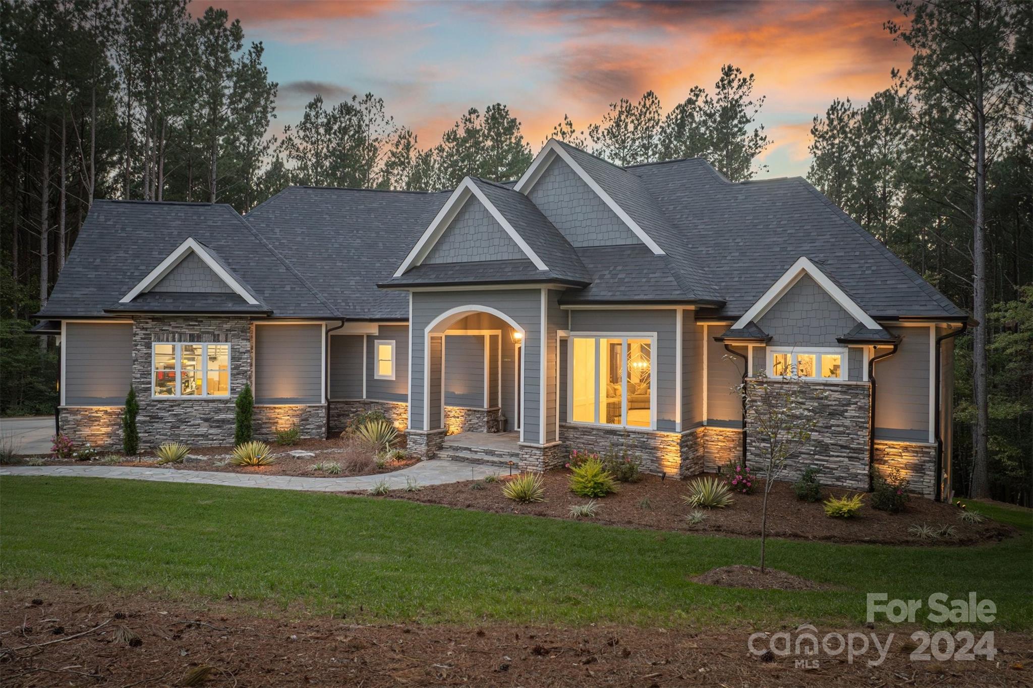 Paradise Harbor - Residential