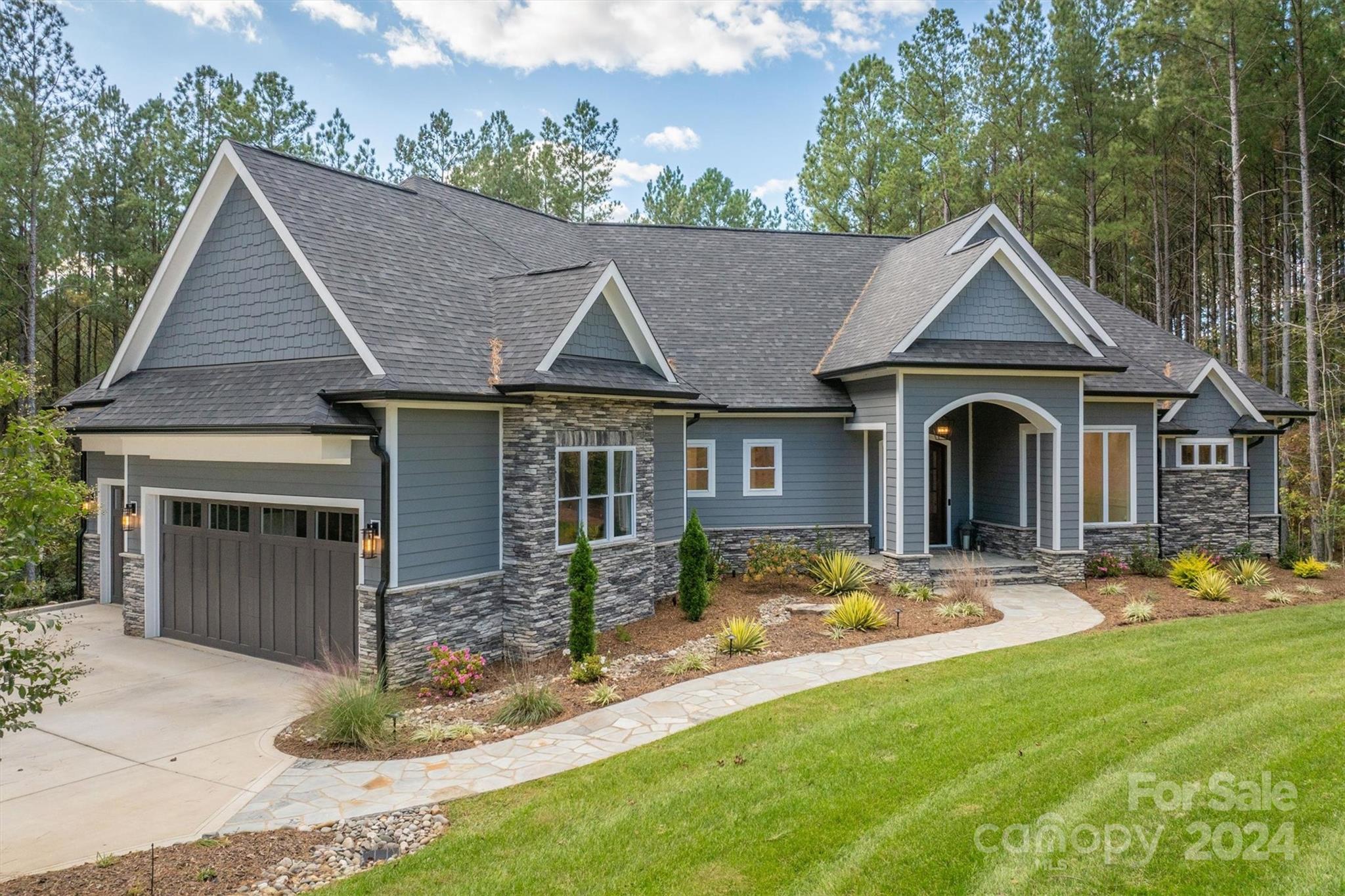 Paradise Harbor - Residential