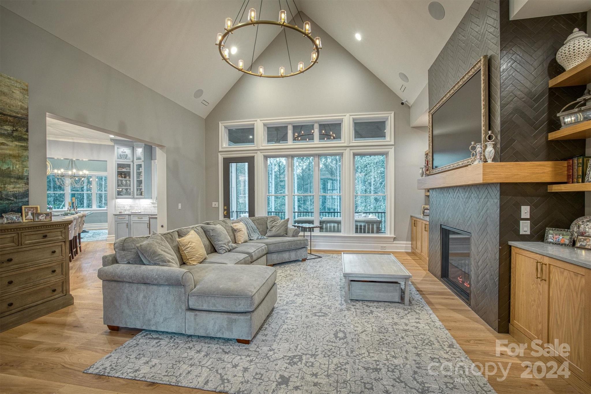 Paradise Harbor - Residential