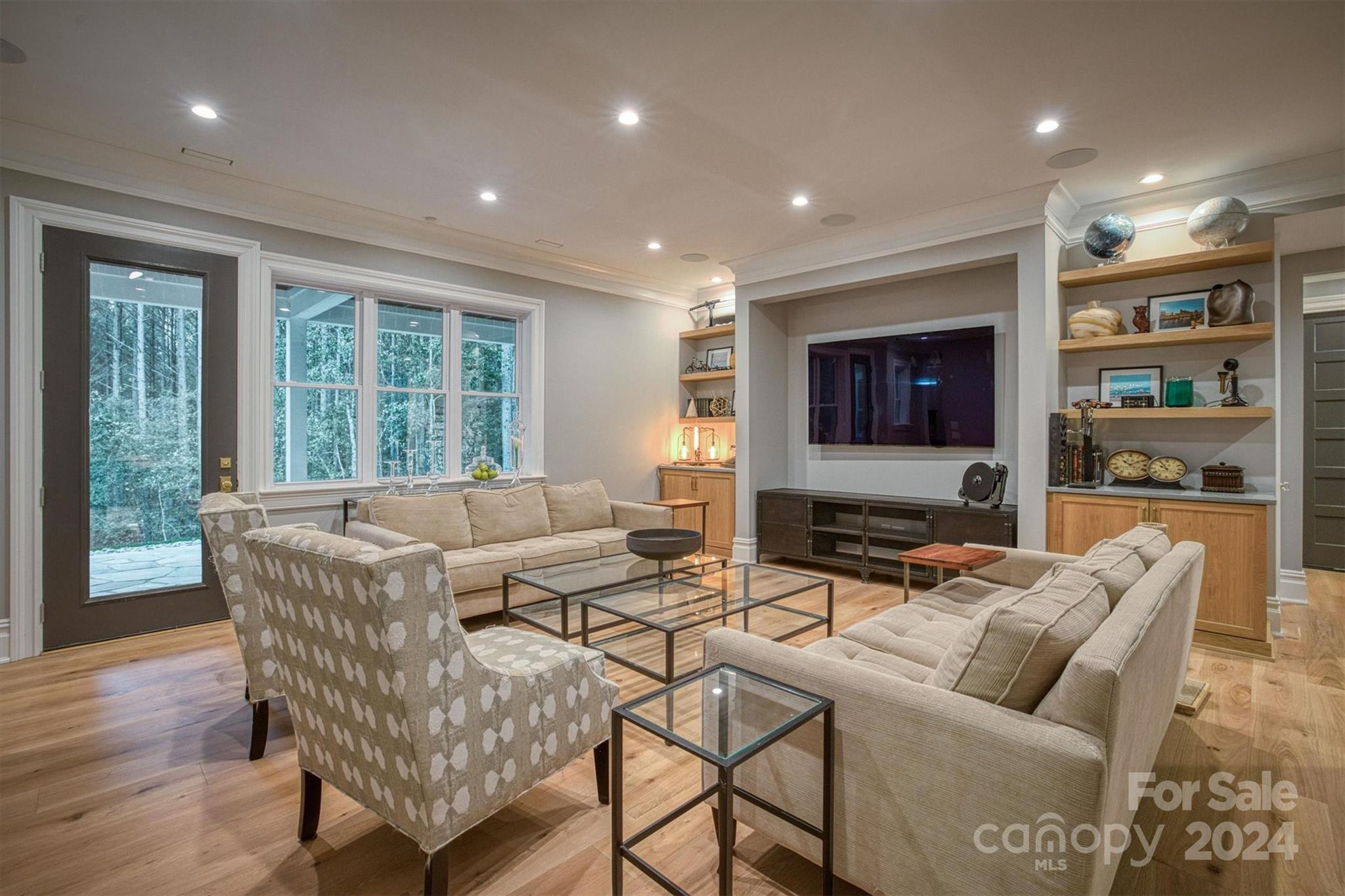 Paradise Harbor - Residential