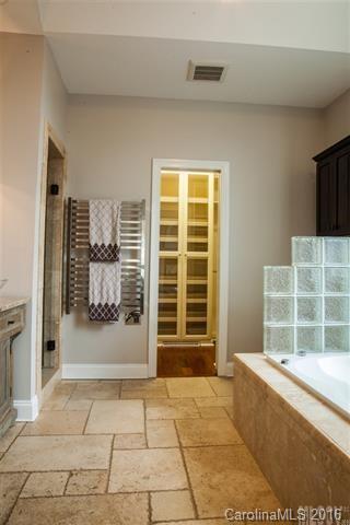 Olivers Landing - Residential