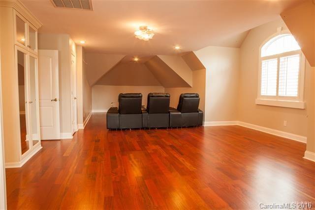 Olivers Landing - Residential