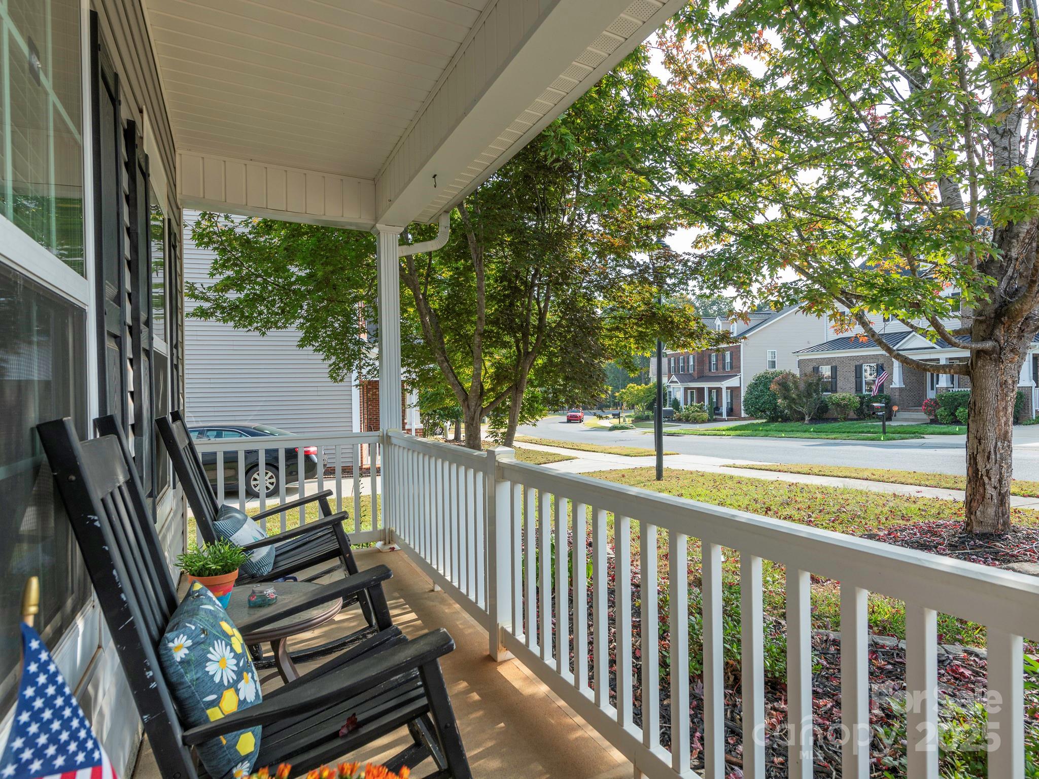 8208 Stourhead Gardens Lane