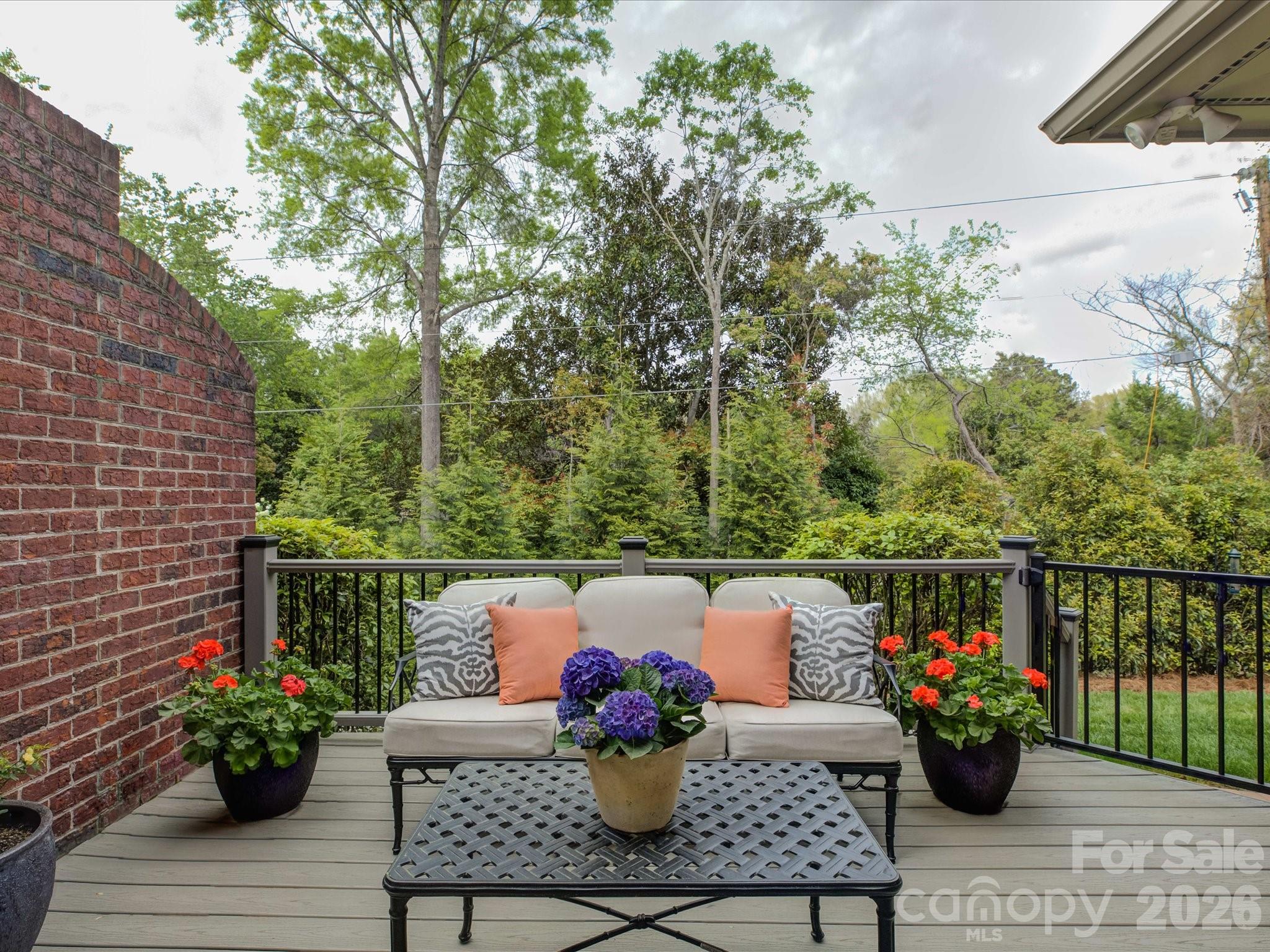 Club Side Villas on Carmel - Residential