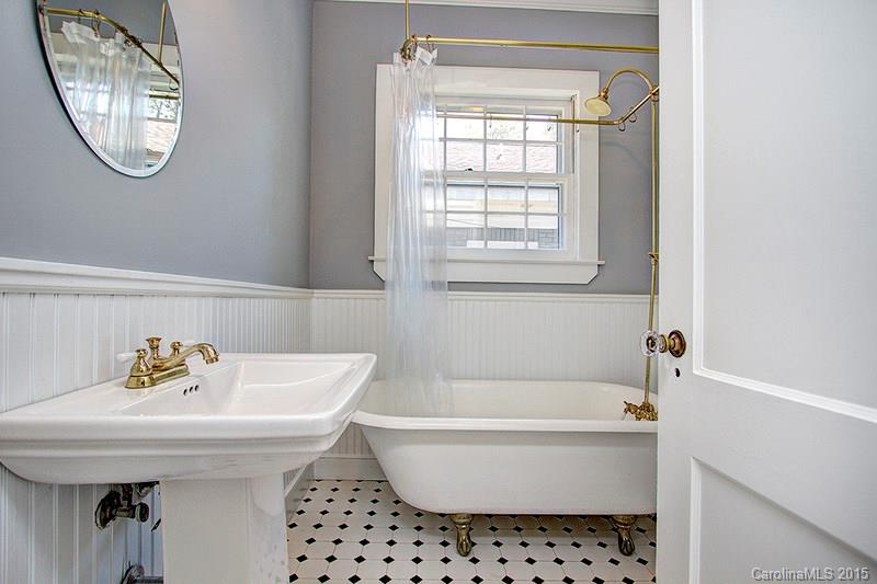 Elizabeth - Residential