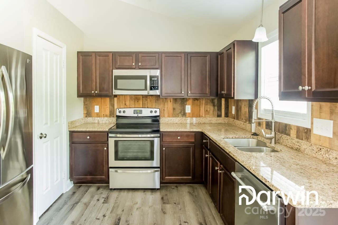 Laurel Creek - Residential Lease