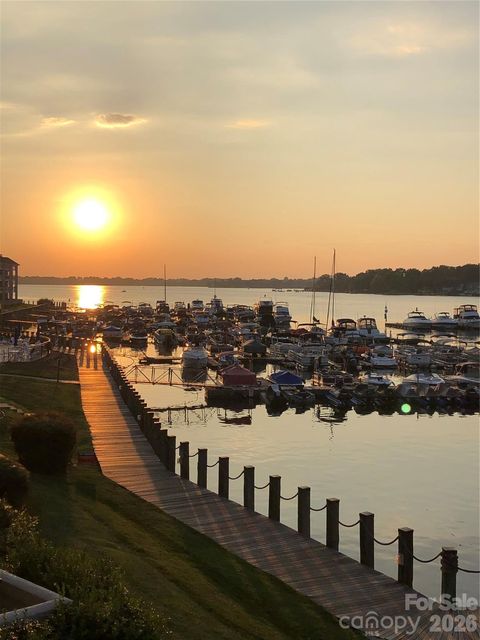 18789 Vineyard Point Lane Cornelius NC 28031