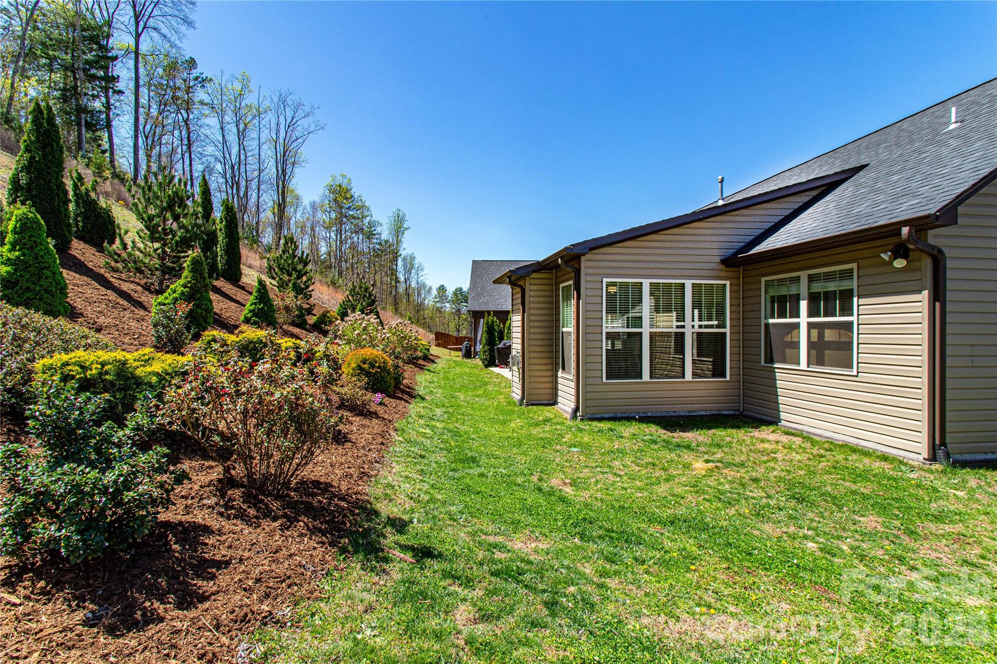 Maple Trace - Residential