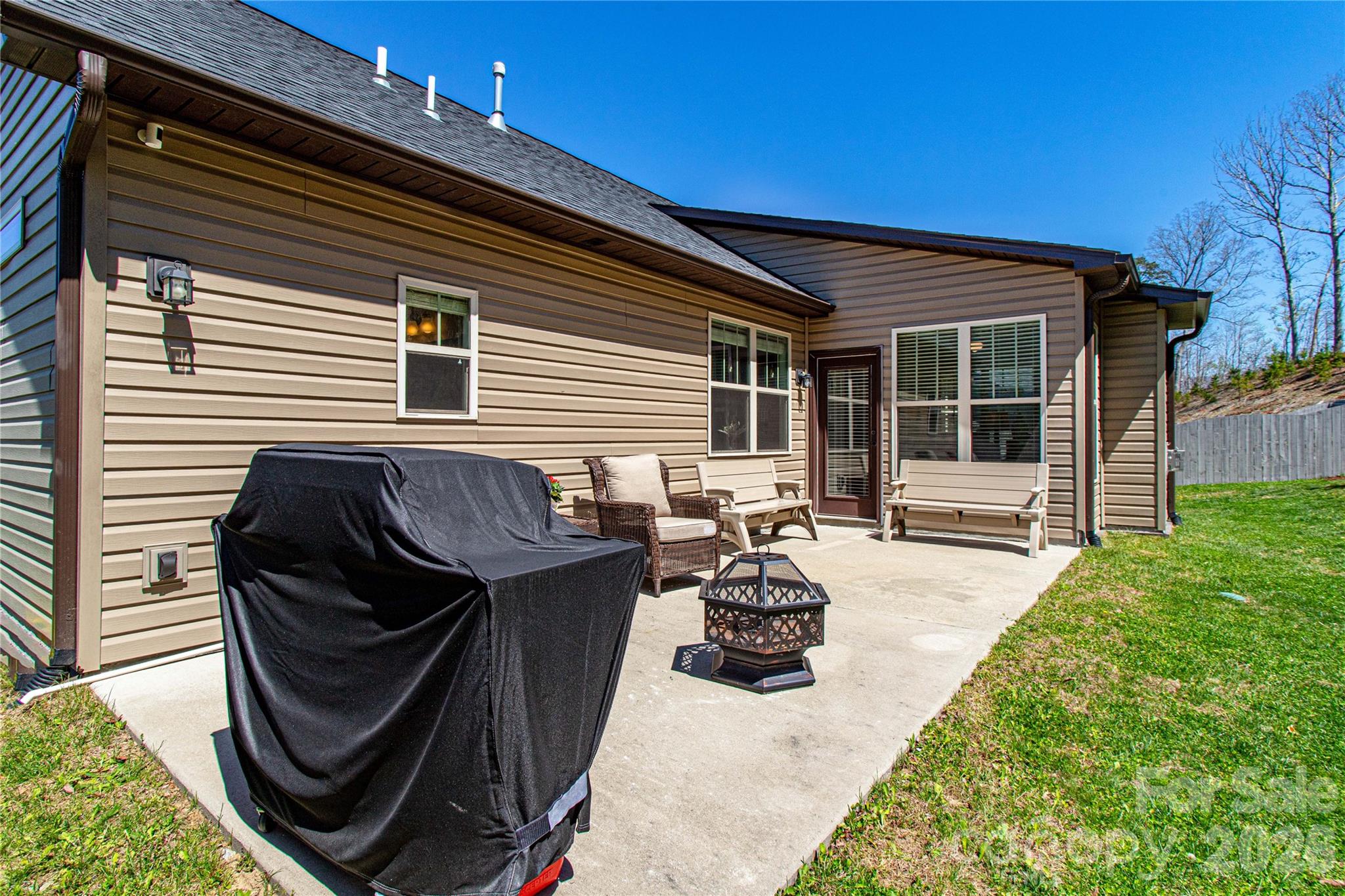 Maple Trace - Residential