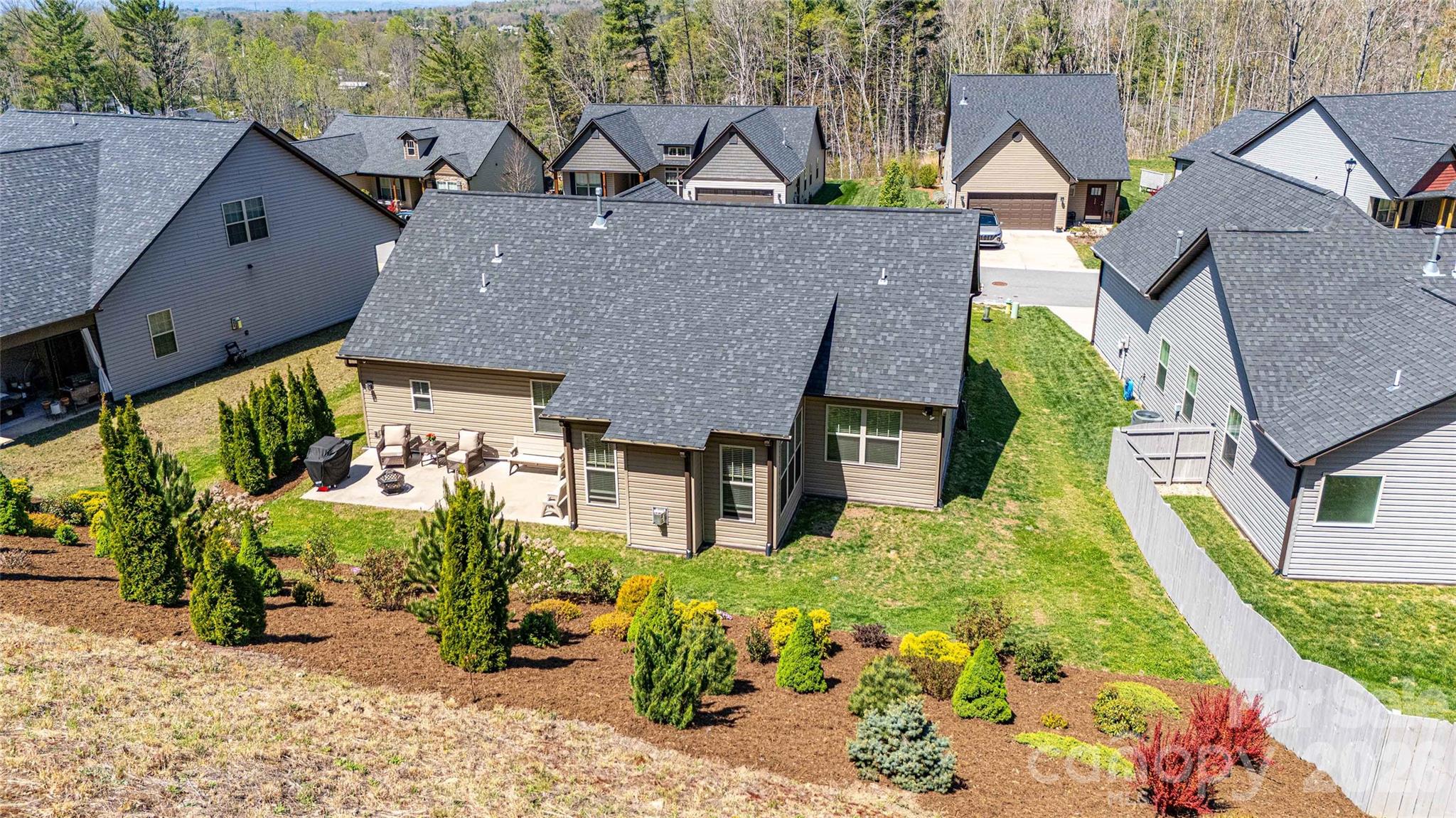 Maple Trace - Residential