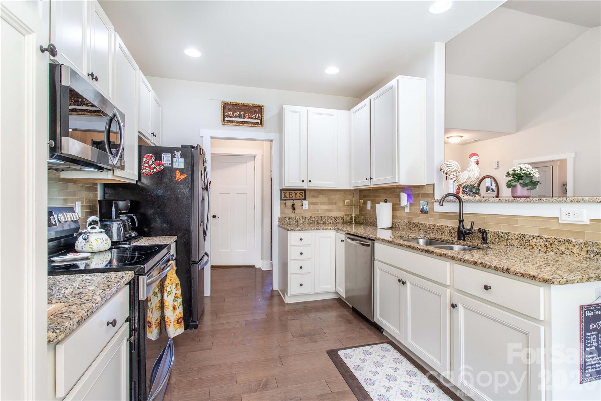 Maple Trace - Residential