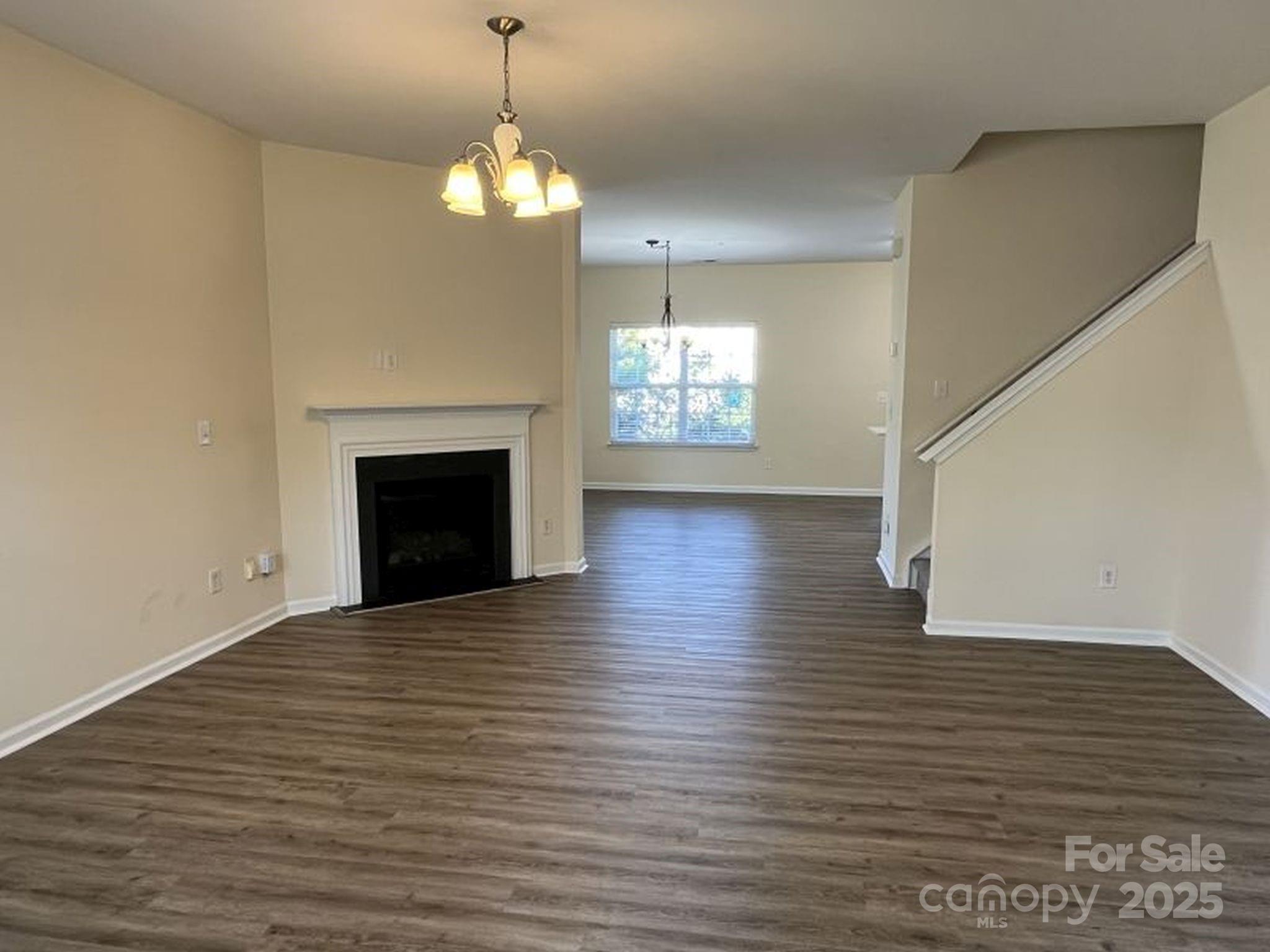 12120 Stratfield Place Circle