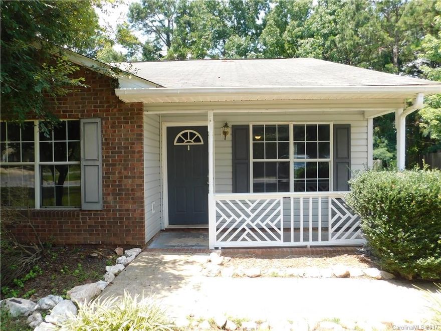 Updated home in Fort Mill. New paint, new carpet, new vinyl, new light fixtures, new stove/oven, new tile backsplash. Water heater 2015. Master ensuite. 1 story living. Backyard with privacy fence. No HOA. Low SC taxes, Fort Mill Schools, easy access to Bypass.