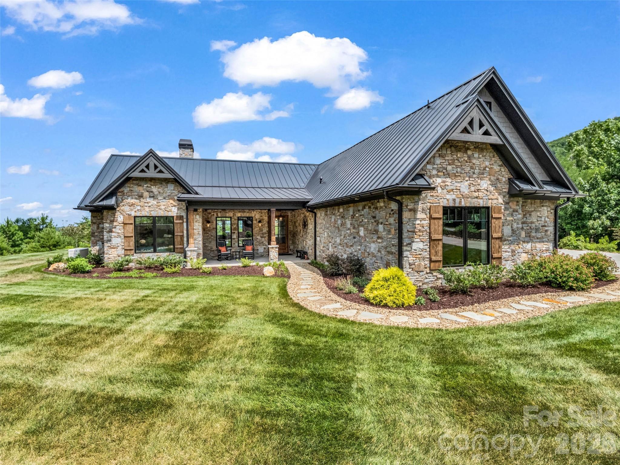251 Stafford Lane N