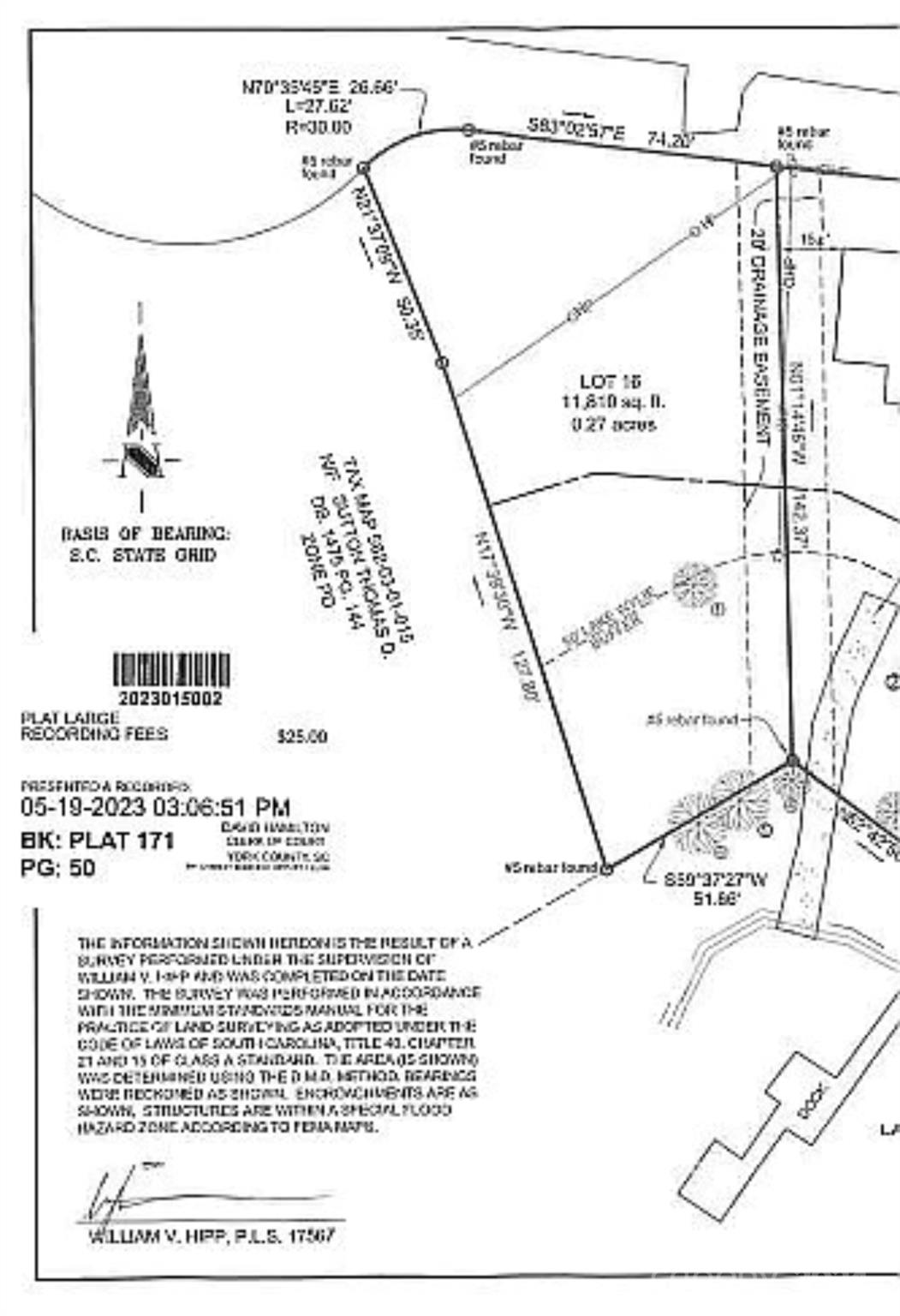 Main image without alt text