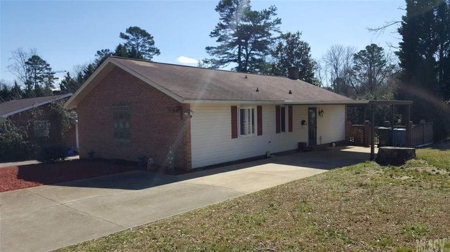 Viewmont Charm! This Brick and vinyl 2 bedroom home is located in the heart of Viewmont.  Built in 1982, this home offers a large gathering area with tons of natural light from the two sets of full glass patios doors that lead to a 12 X 24 covered patio overlooking a fenced and tree lined back yard. A bright and airy kitchen include all appliances plus refrigerator, washer and dryer.  The bedrooms are very spacious and can accommodate large bedrooms suits. The bathroom has a shower/tub combination and large vanity with double sinks. $84,900