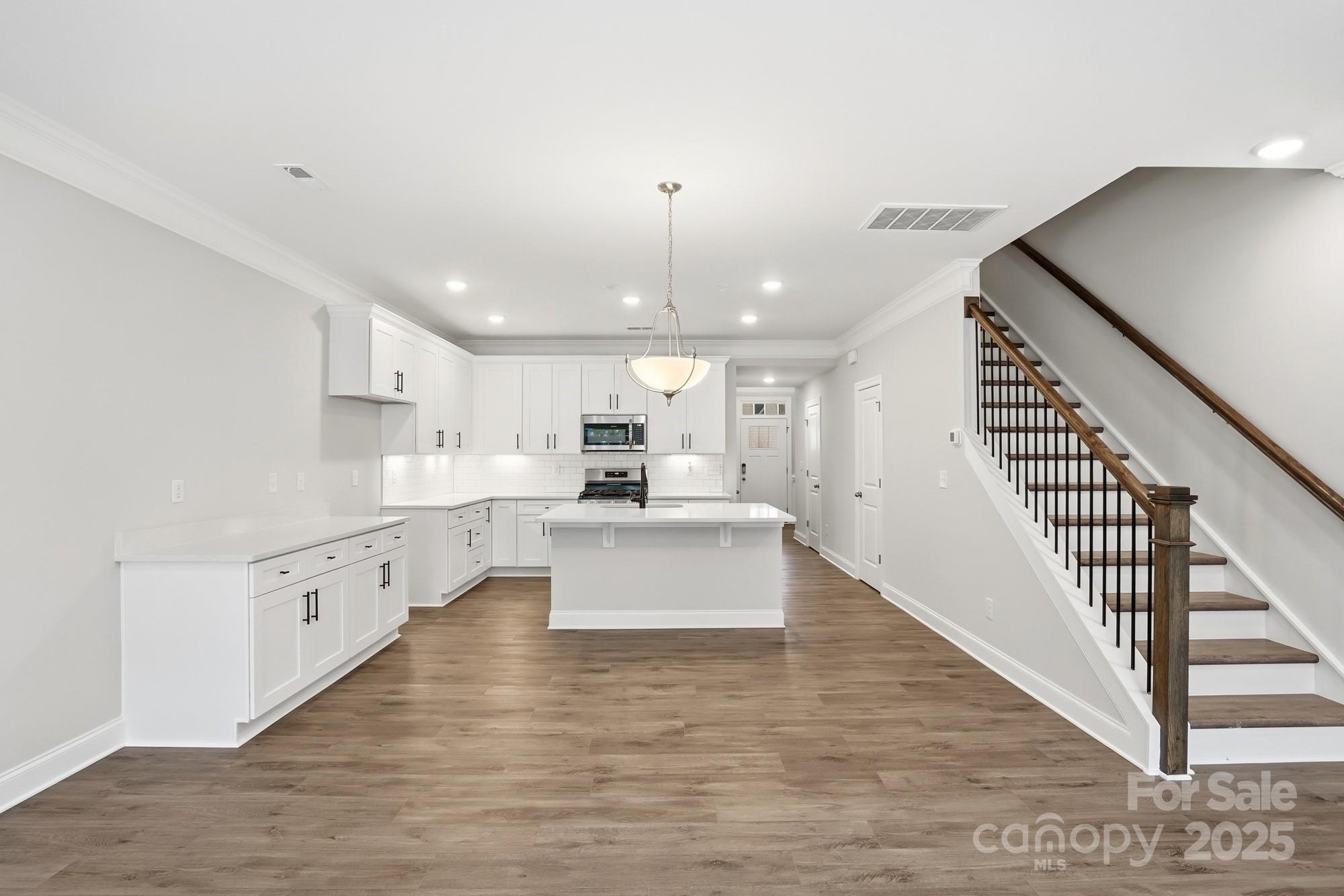 Harrisburg Village - Residential