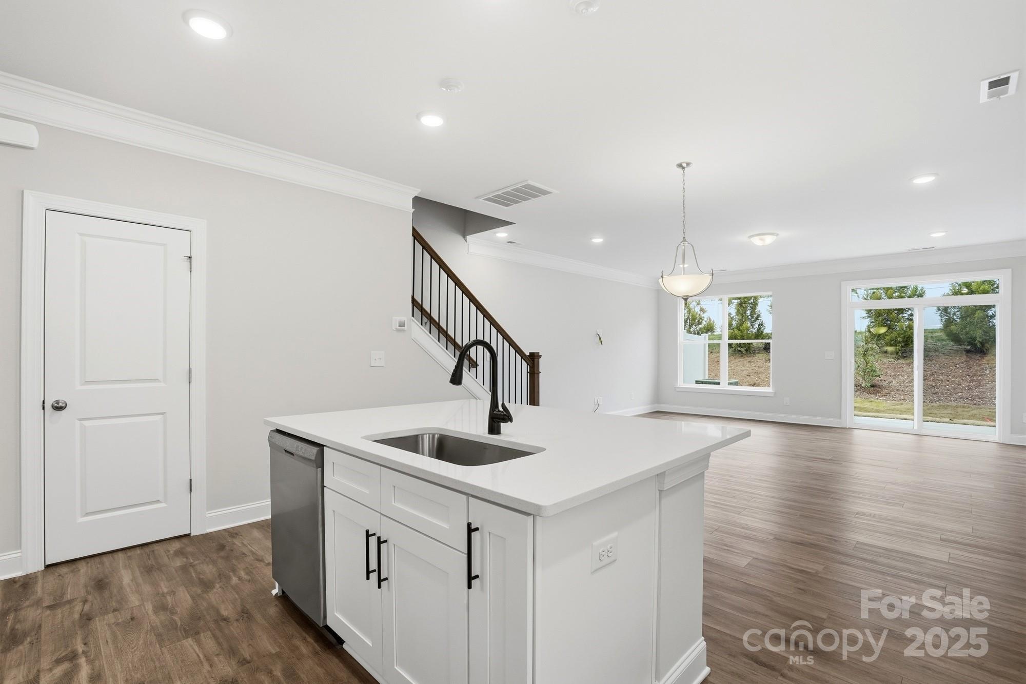 Harrisburg Village - Residential