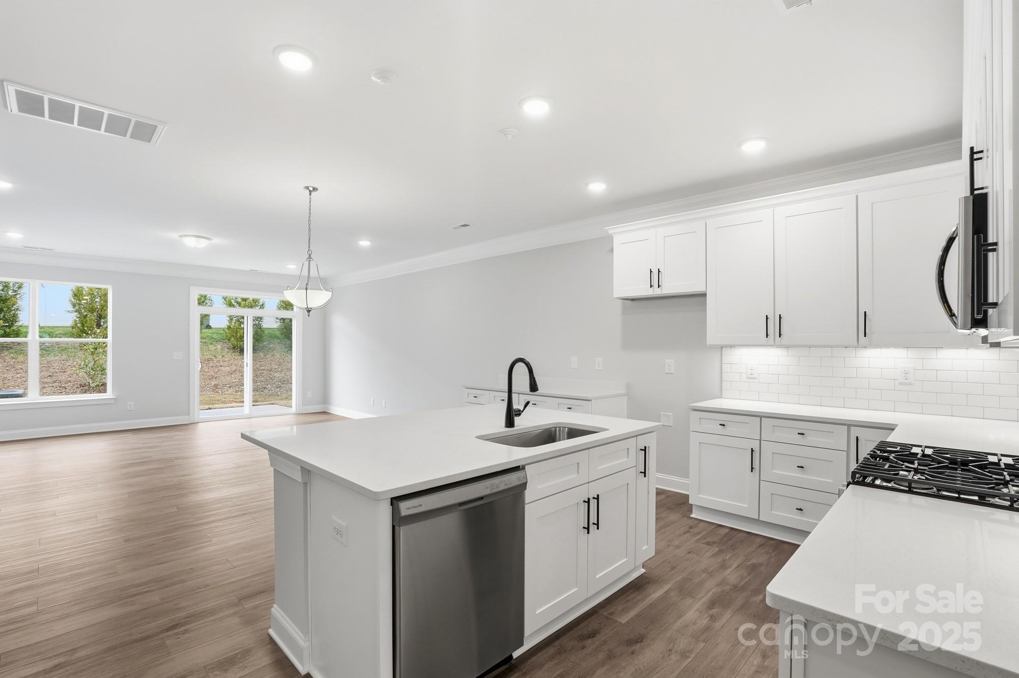 Harrisburg Village - Residential