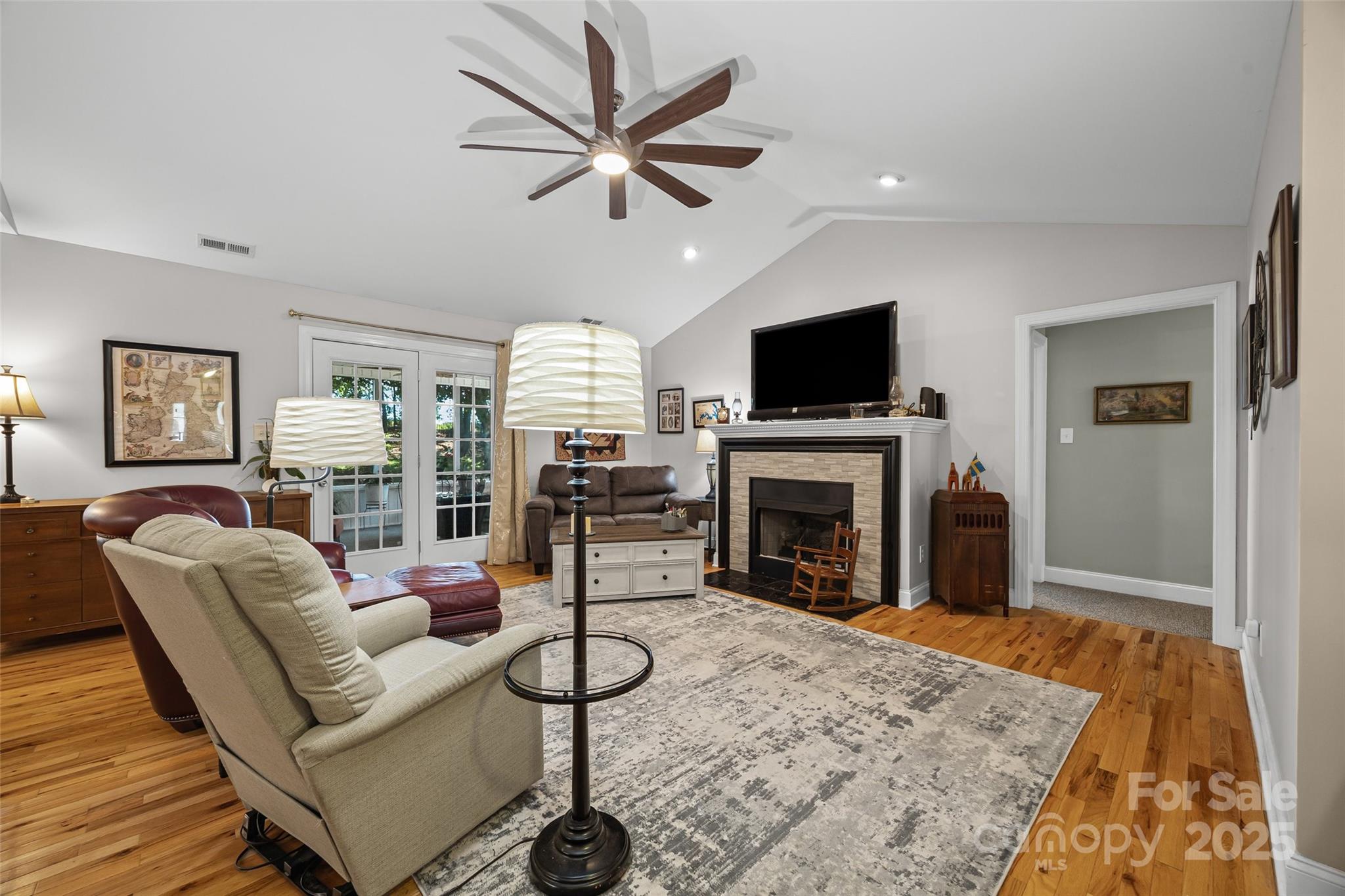 1322 Moonshadow Lane