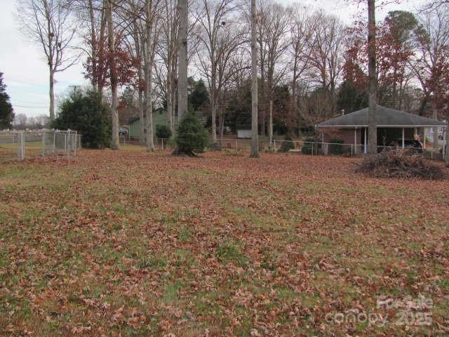 1103 E Main Street E