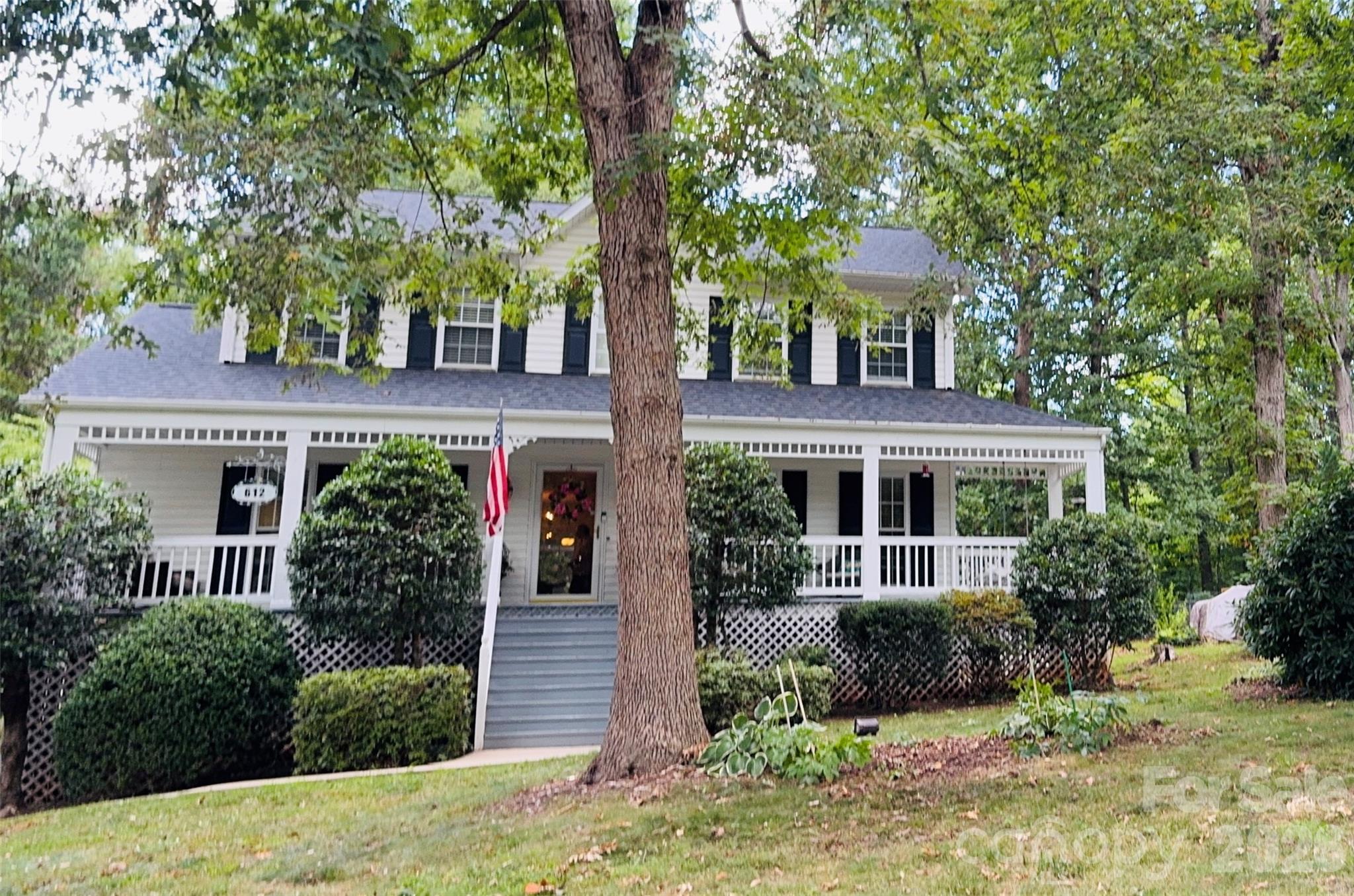 612 17th Avenue Drive SE, Hickory, NC, 28602
