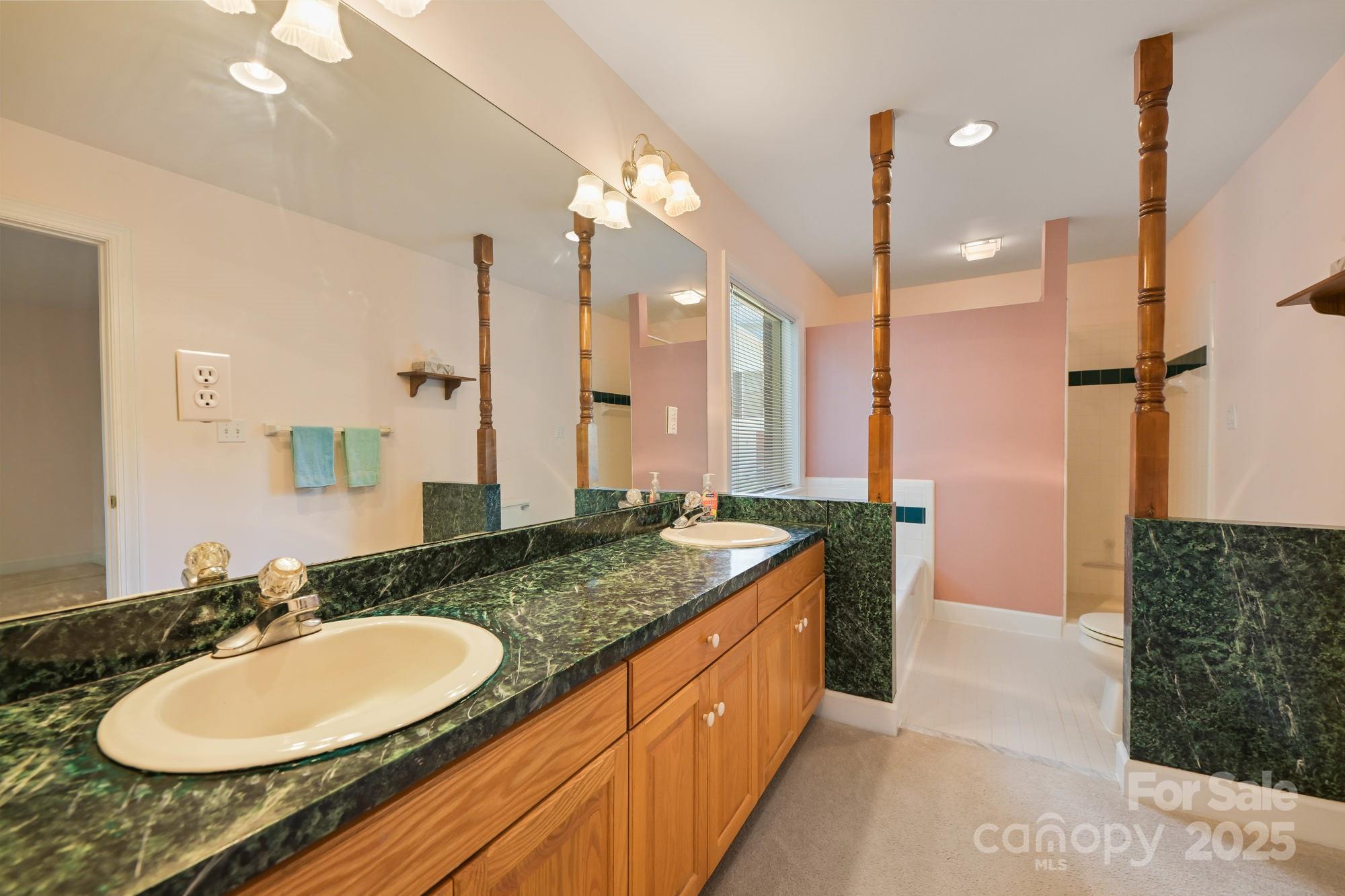 Tega Cay - Residential