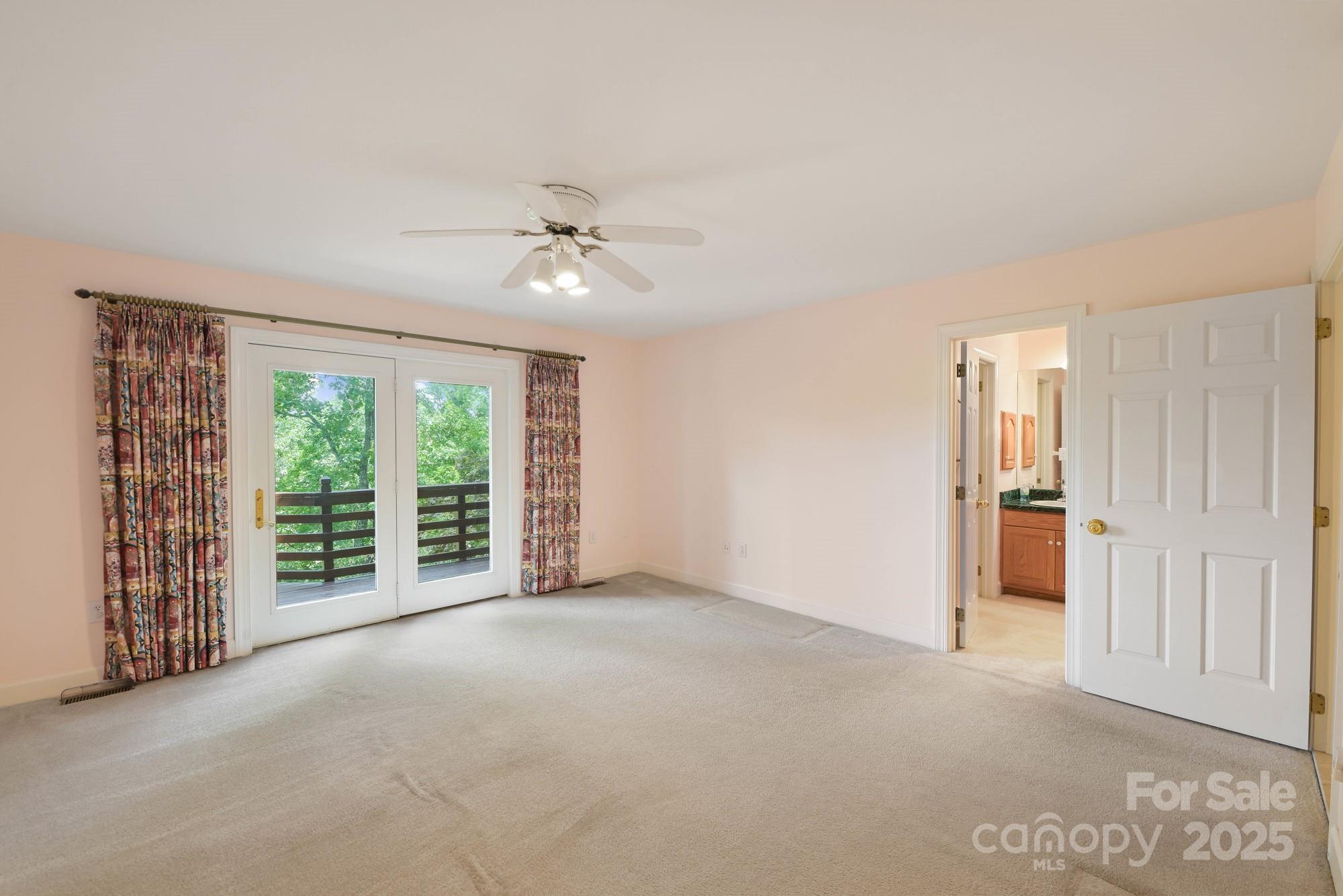 Tega Cay - Residential