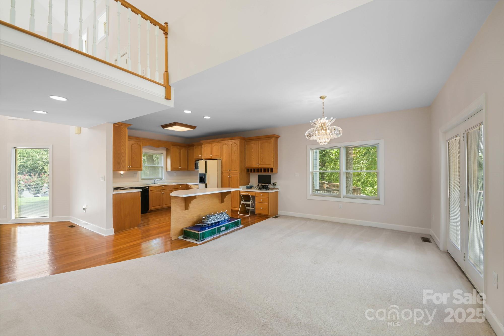 Tega Cay - Residential